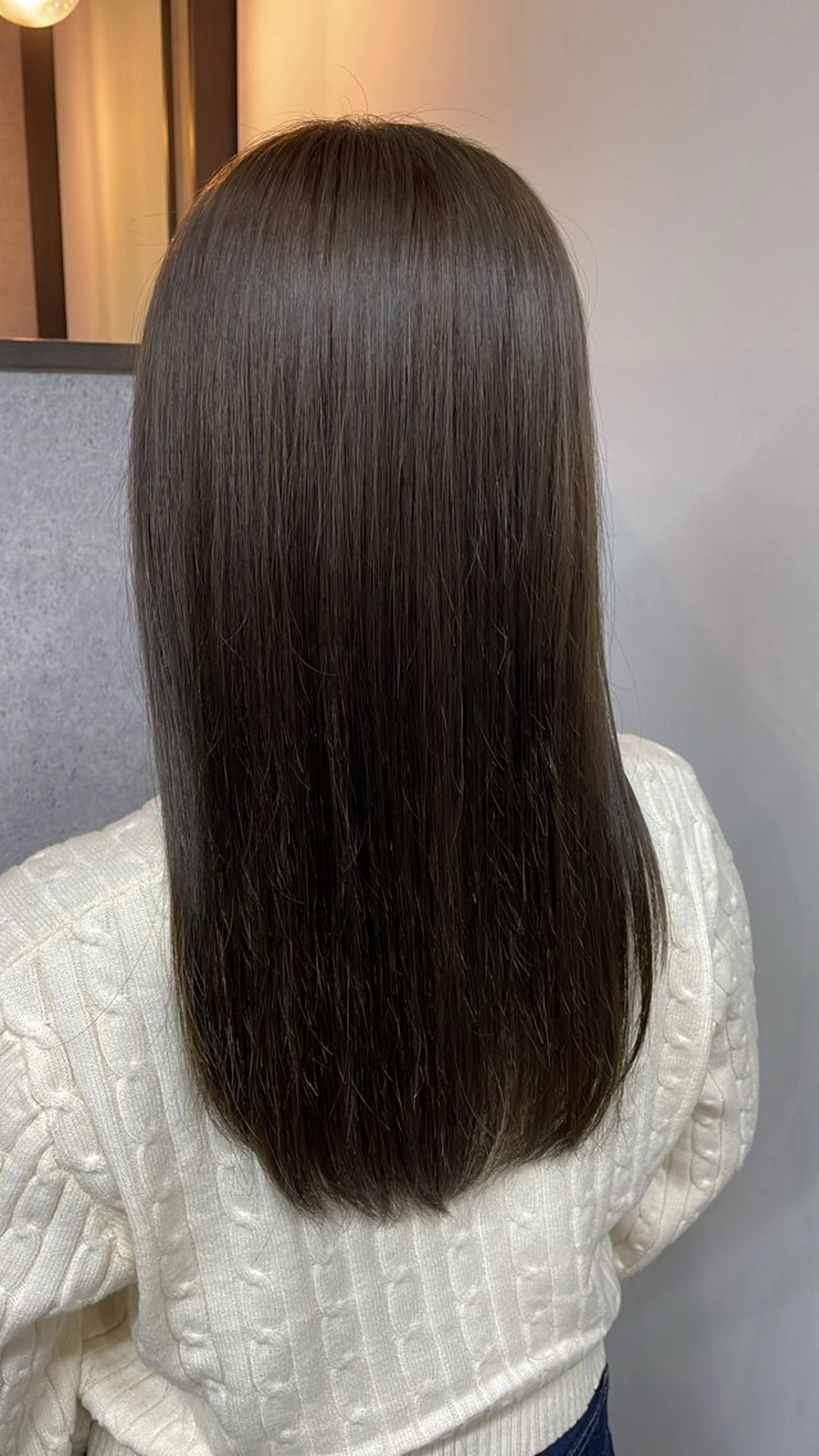 カラー カット ヘアカラー 白井 花楓のヘアスタイル