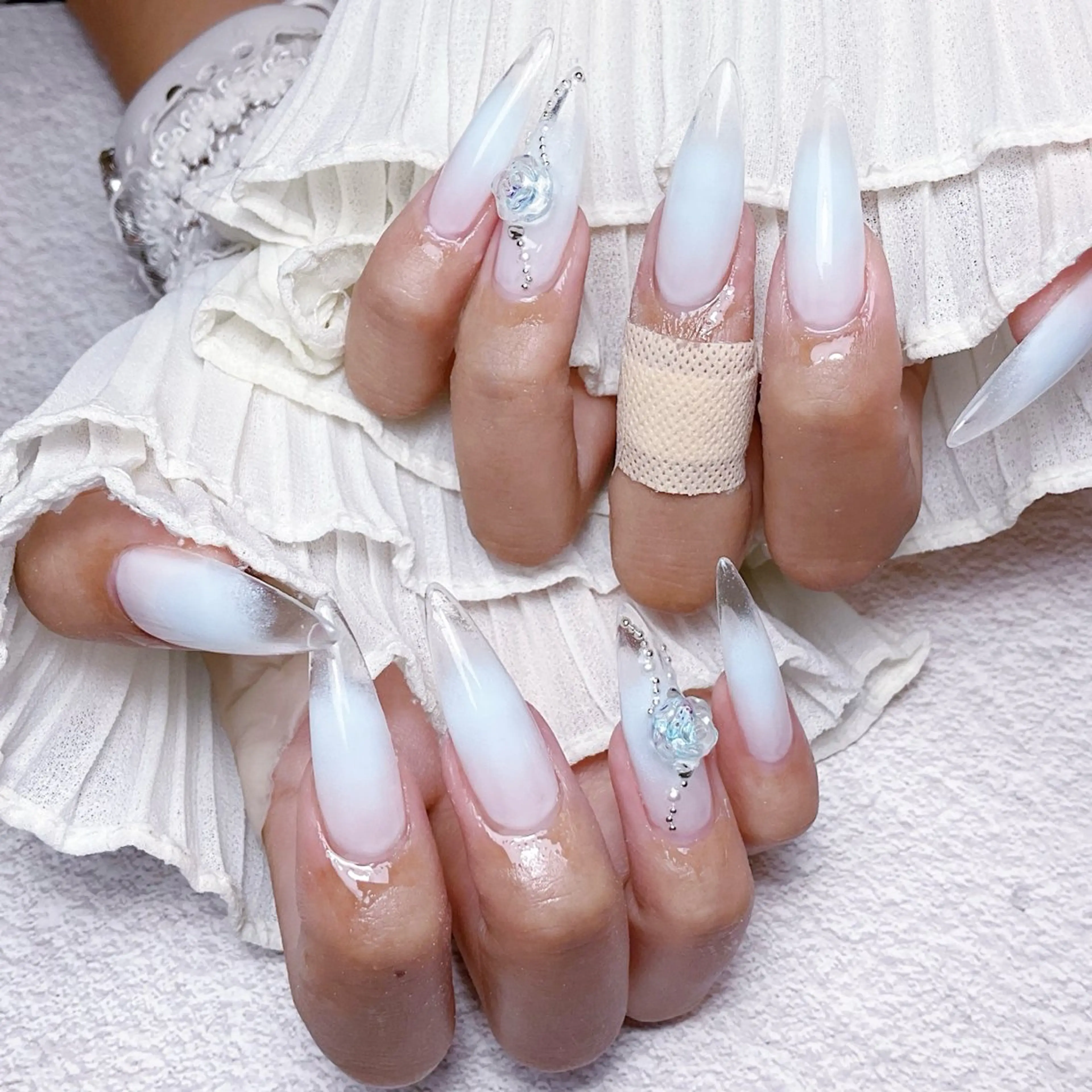 ネイル ハンドネイル 🌈Yun nail hyejin💋のネイルデザイン