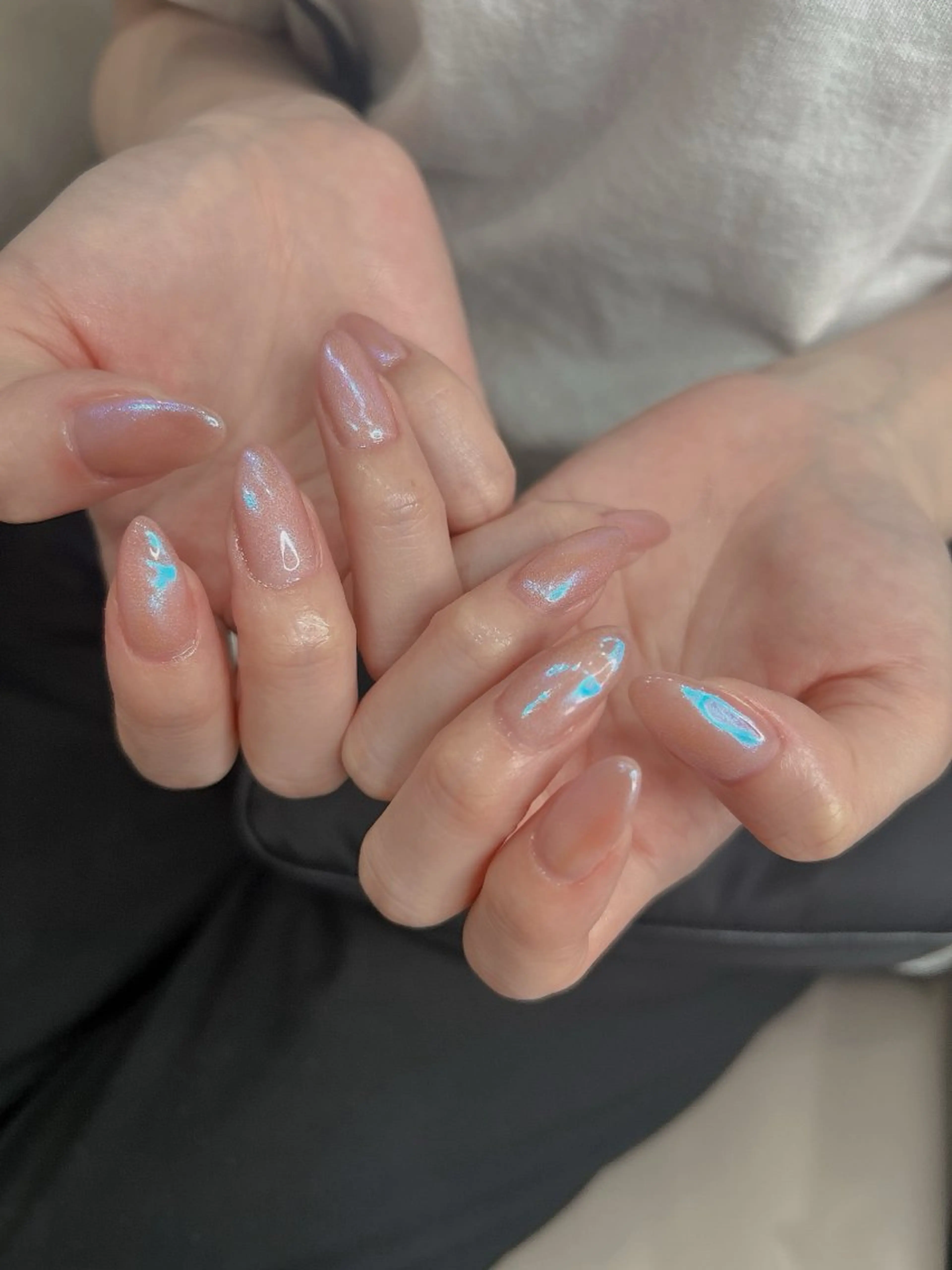 ネイル オーロラネイル swallow nail eye所属・スワローネイル＆アイ sanaのマツエク・マツパデザイン