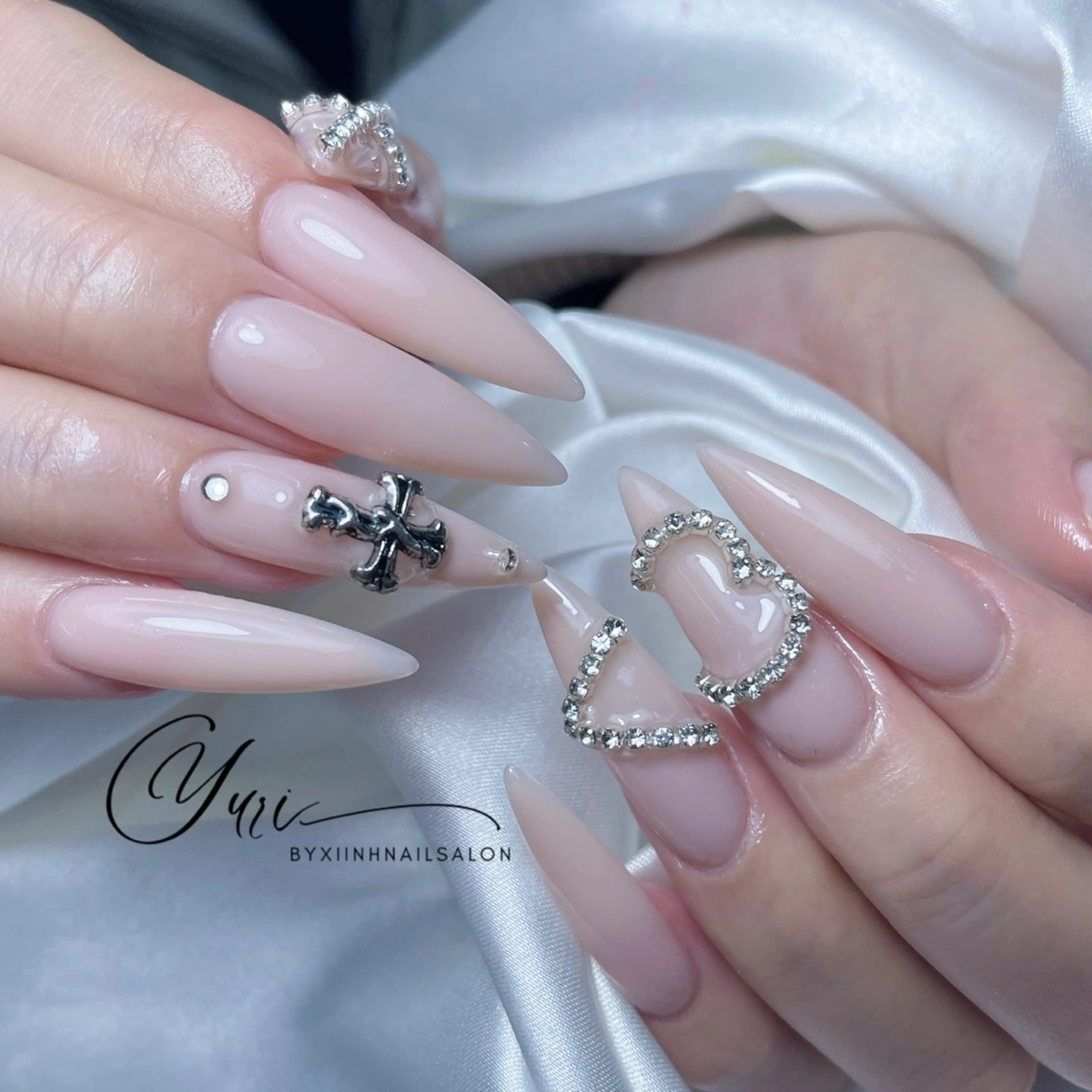 ネイル チークネイル 桜ネイル 長さ出し フットネイル ジェルネイル ハンドネイル YURI NAILのネイルデザイン