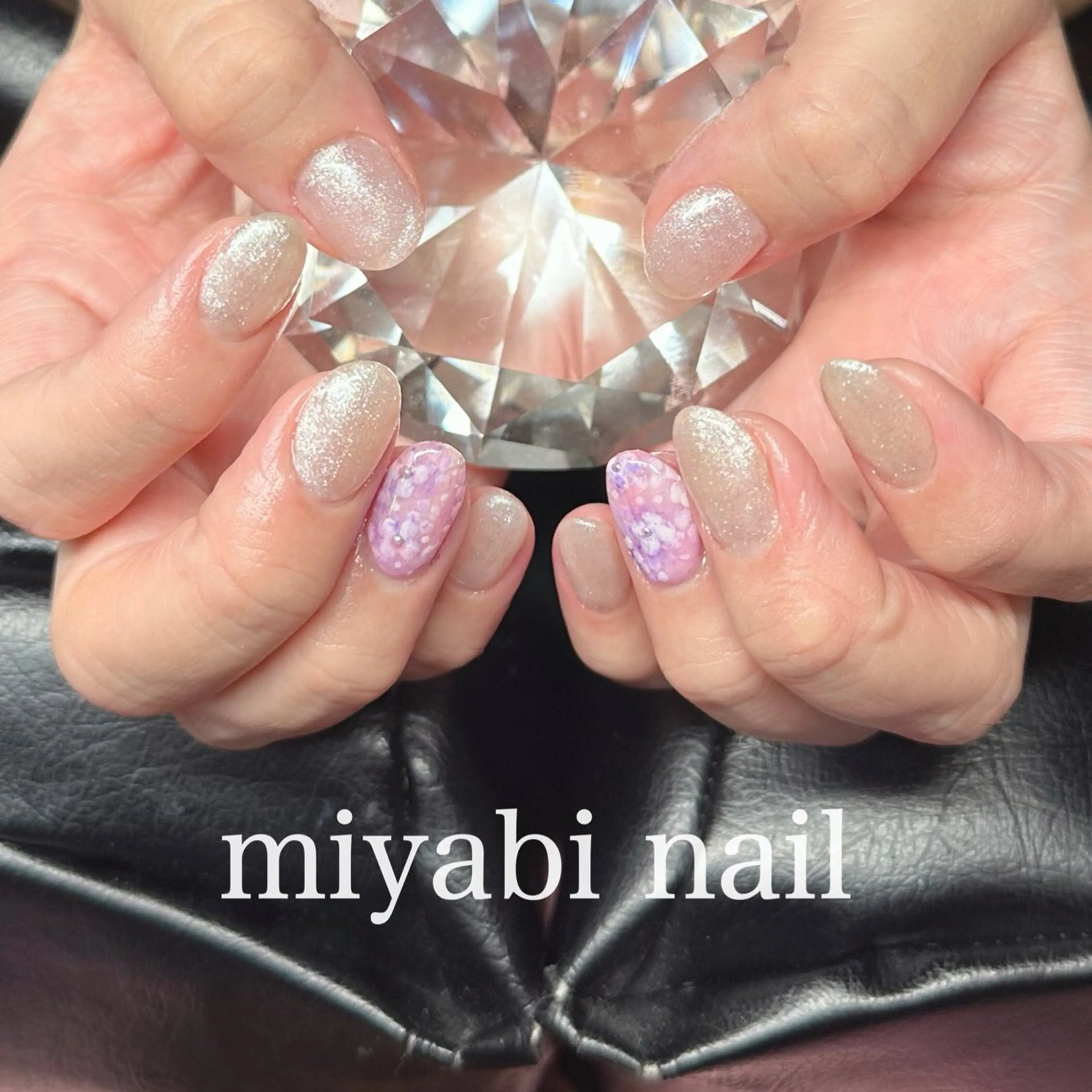 ネイル フラワーネイル ジェルネイル ラメ(グリッター) 持ち込み ニュアンスネイル ハンドネイル miyabi nail 桂川駅近くのネイルデザイン
