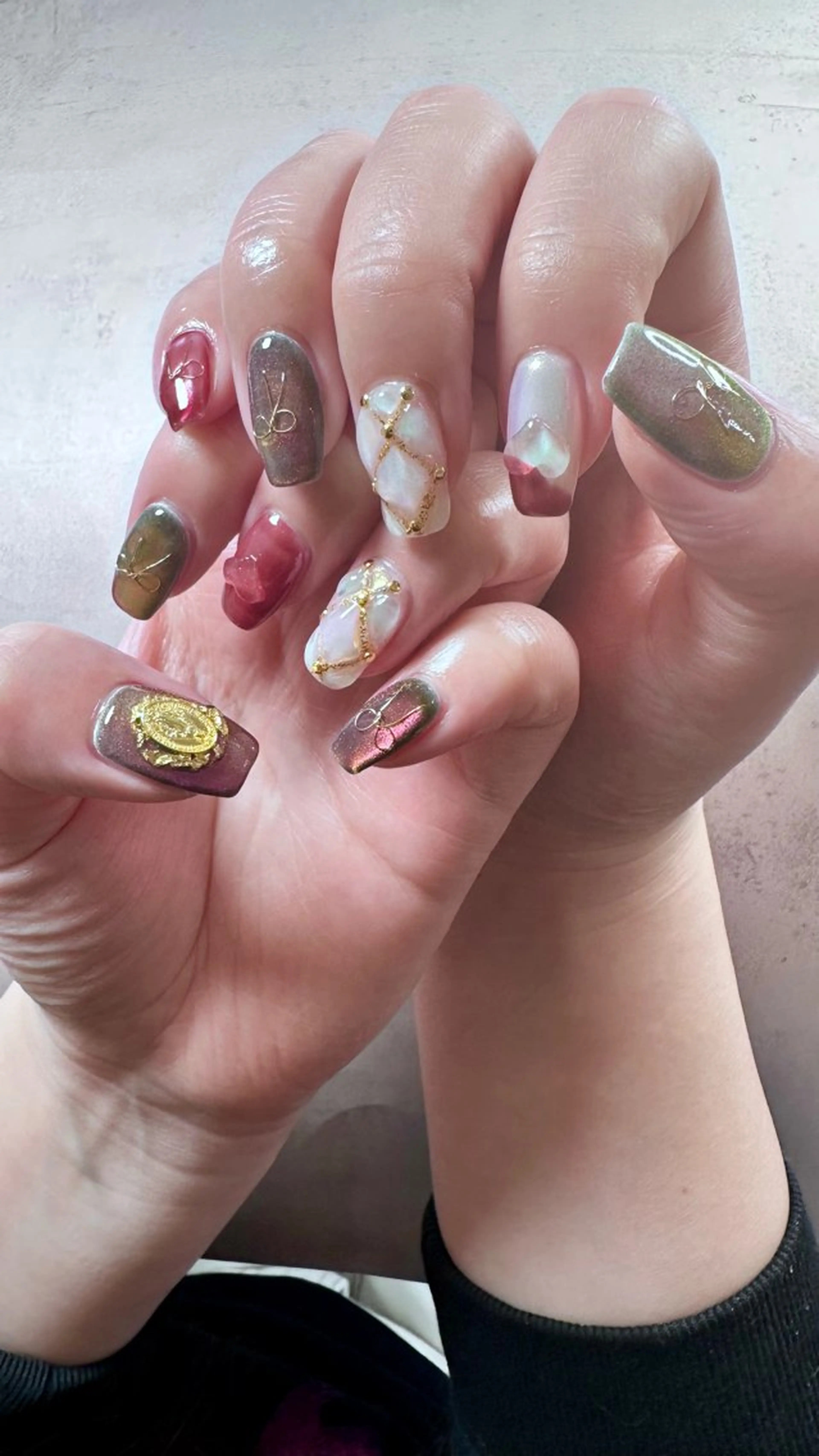 ネイル ニュアンスネイル ハンドネイル ハンドケア Atelier Ariのネイルデザイン