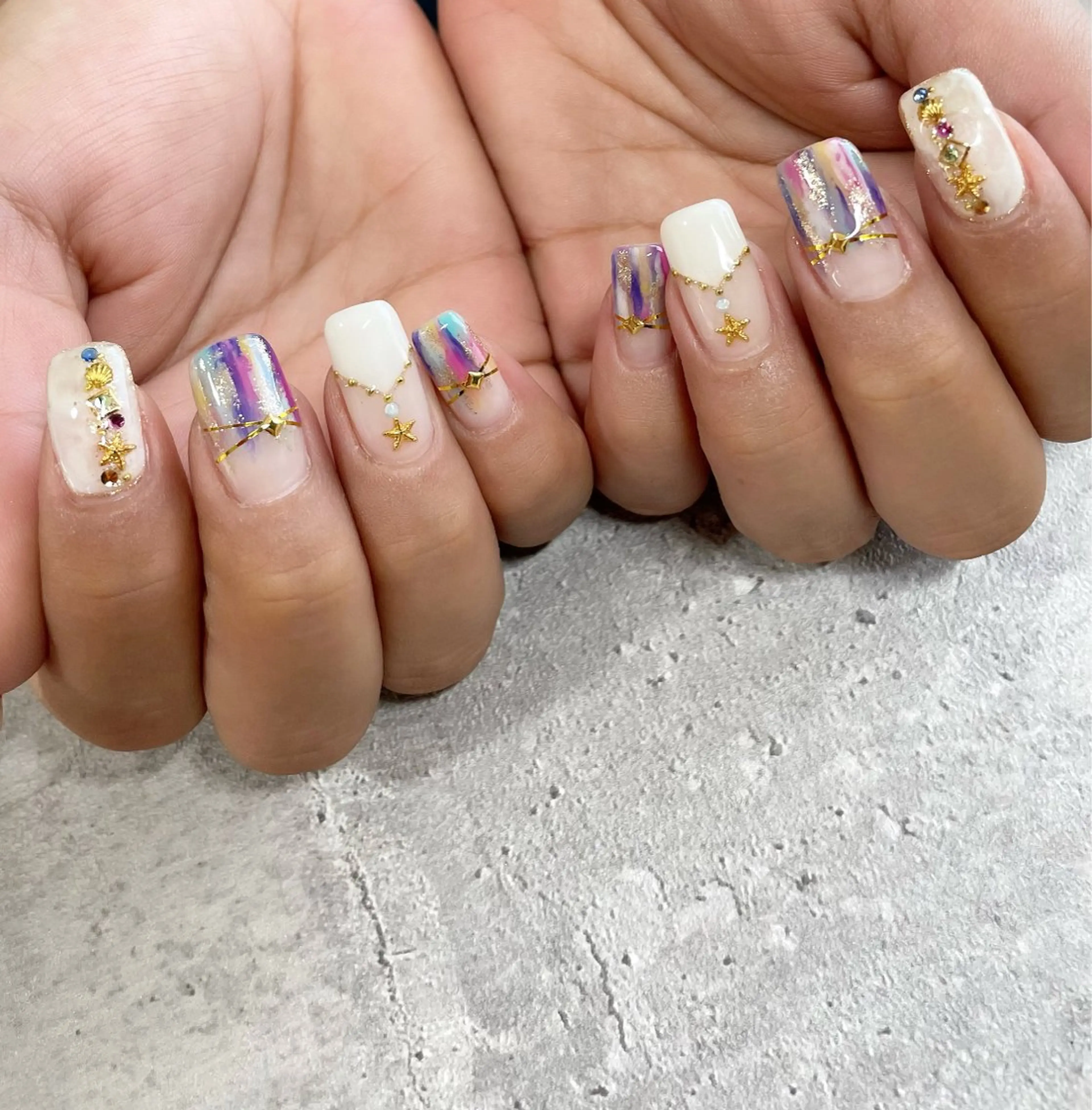 ネイル ジェルネイル 東 千夏のネイルデザイン