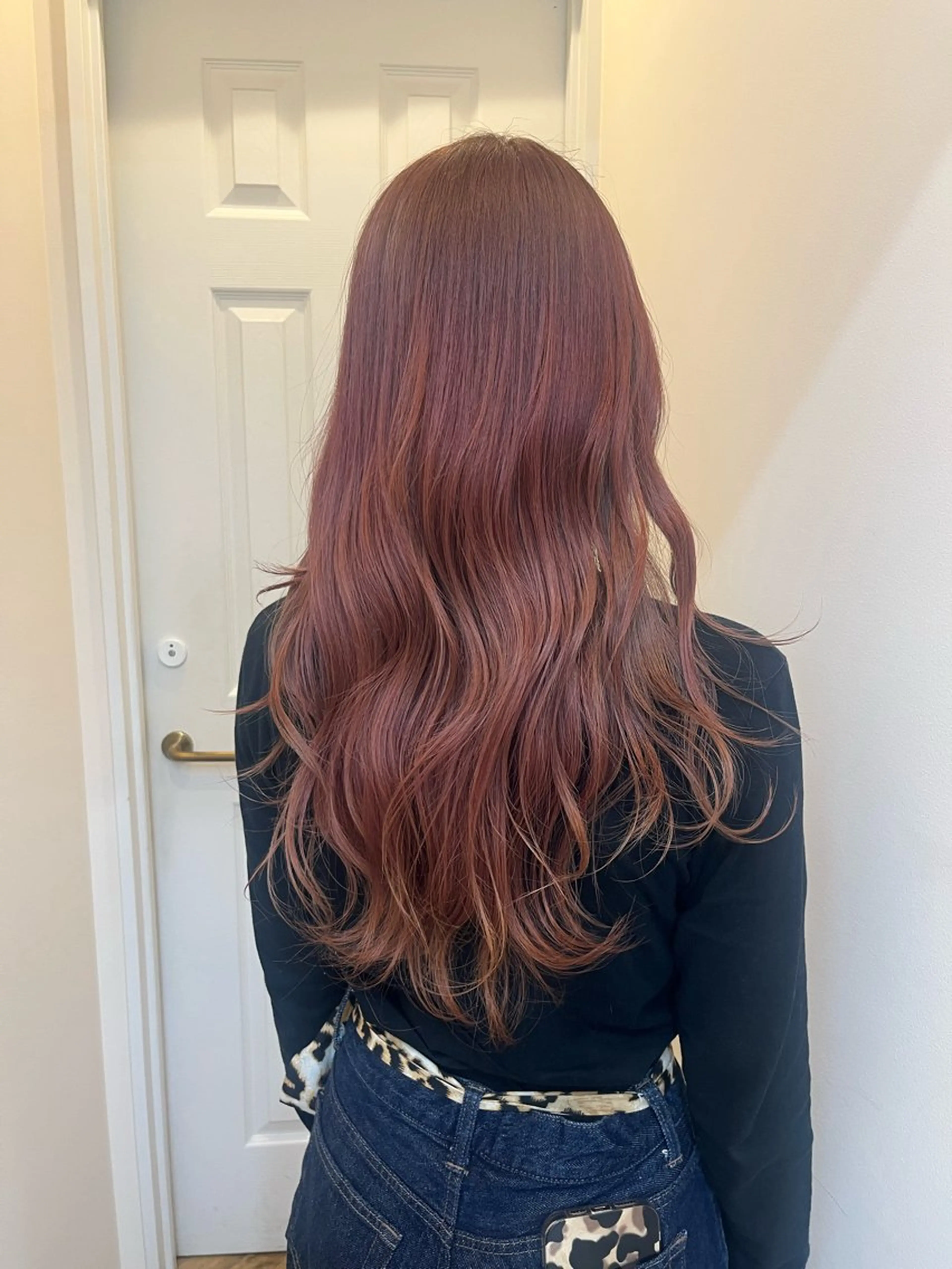 カラー yuka/ロング/ レイヤーカットモデルのヘアスタイル