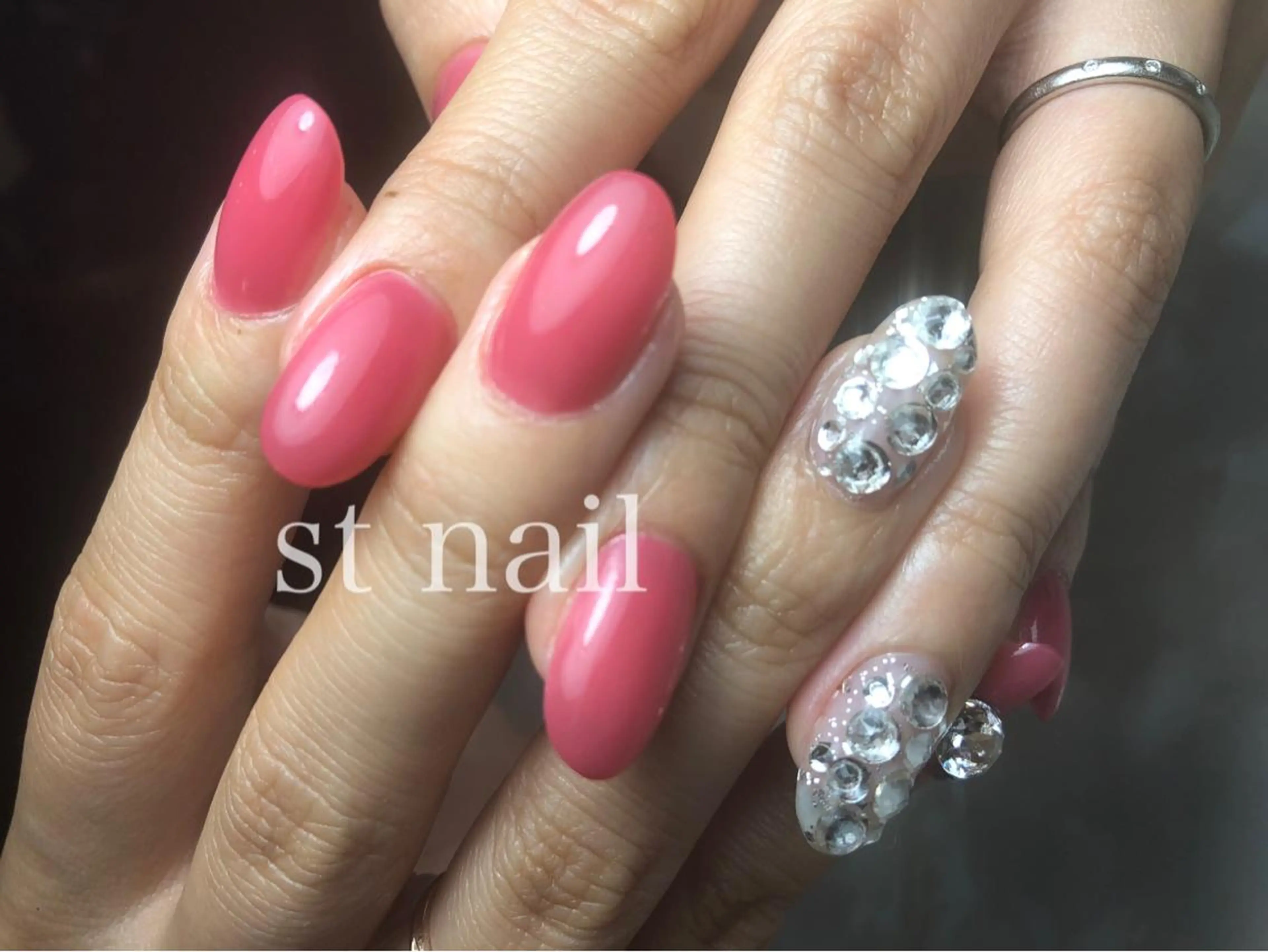 ネイル オフィスネイル シンプルネイル ストーンネイル st nailのネイルデザイン