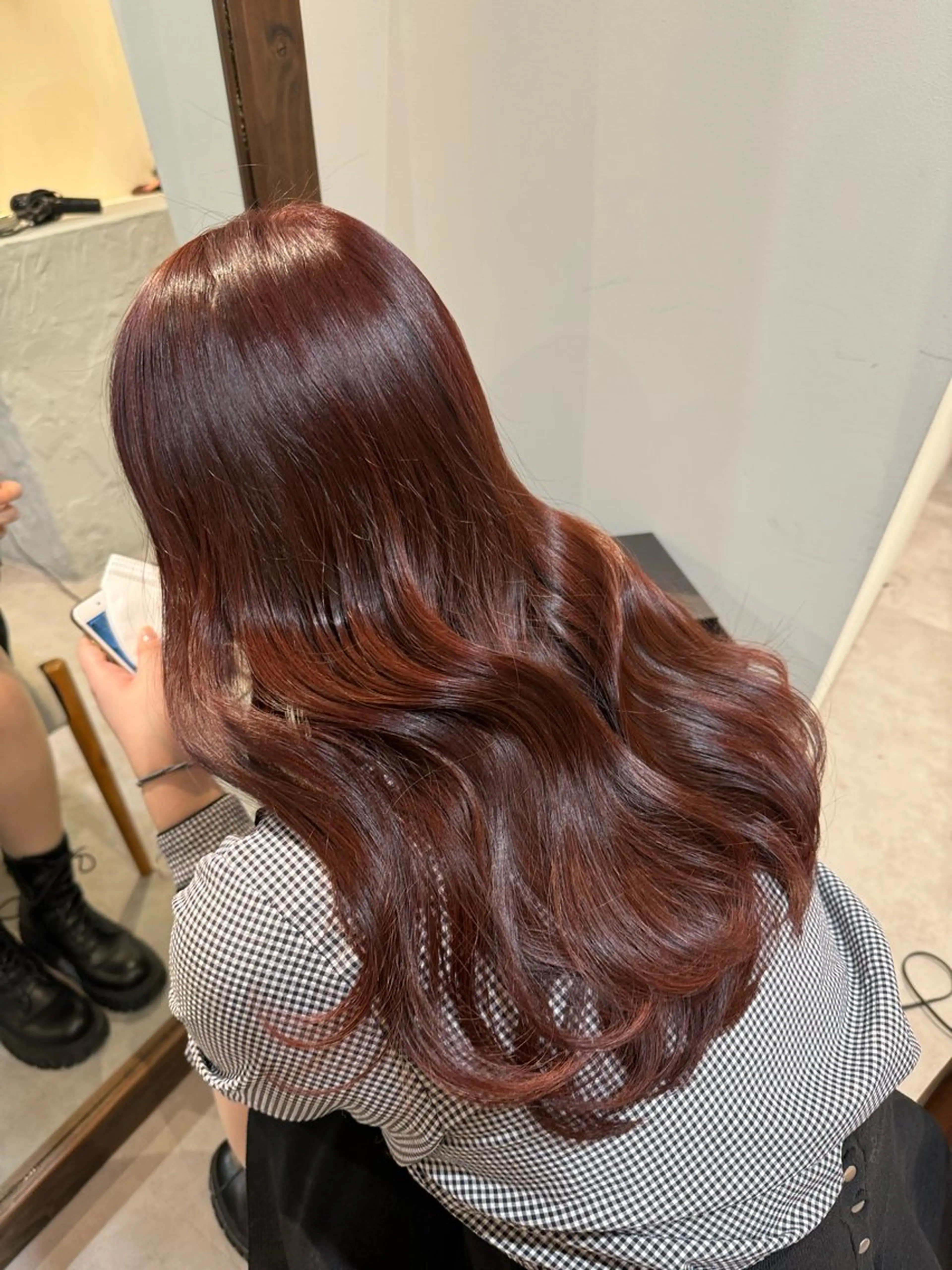 ロング カラー ブリーチ ブラウンカラー カシス ブリーチなしカラー ピンクカラー ayaka♡ 柔らかカラーのヘアスタイル