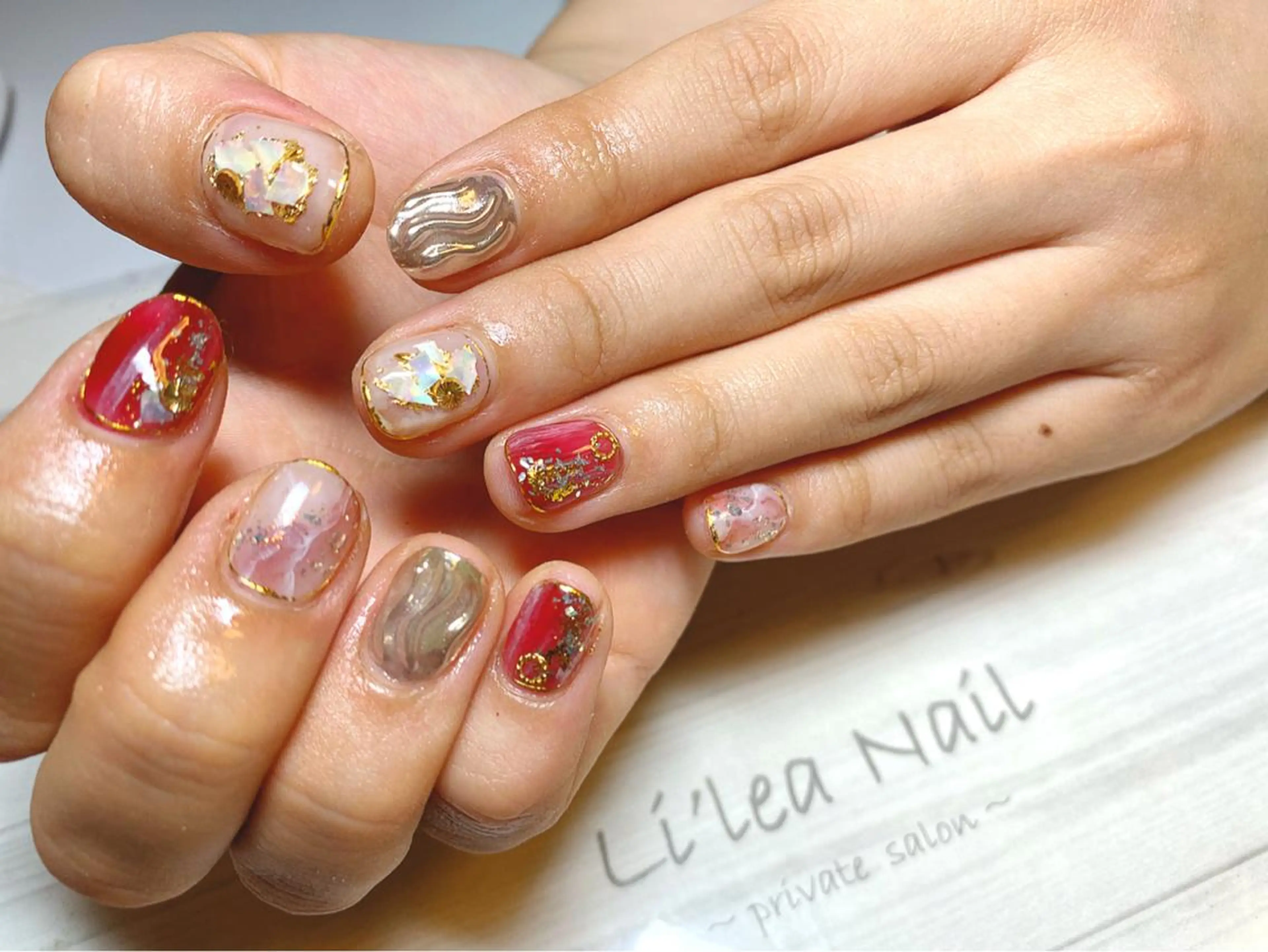 ネイル Li'leaNail AINAのネイルデザイン