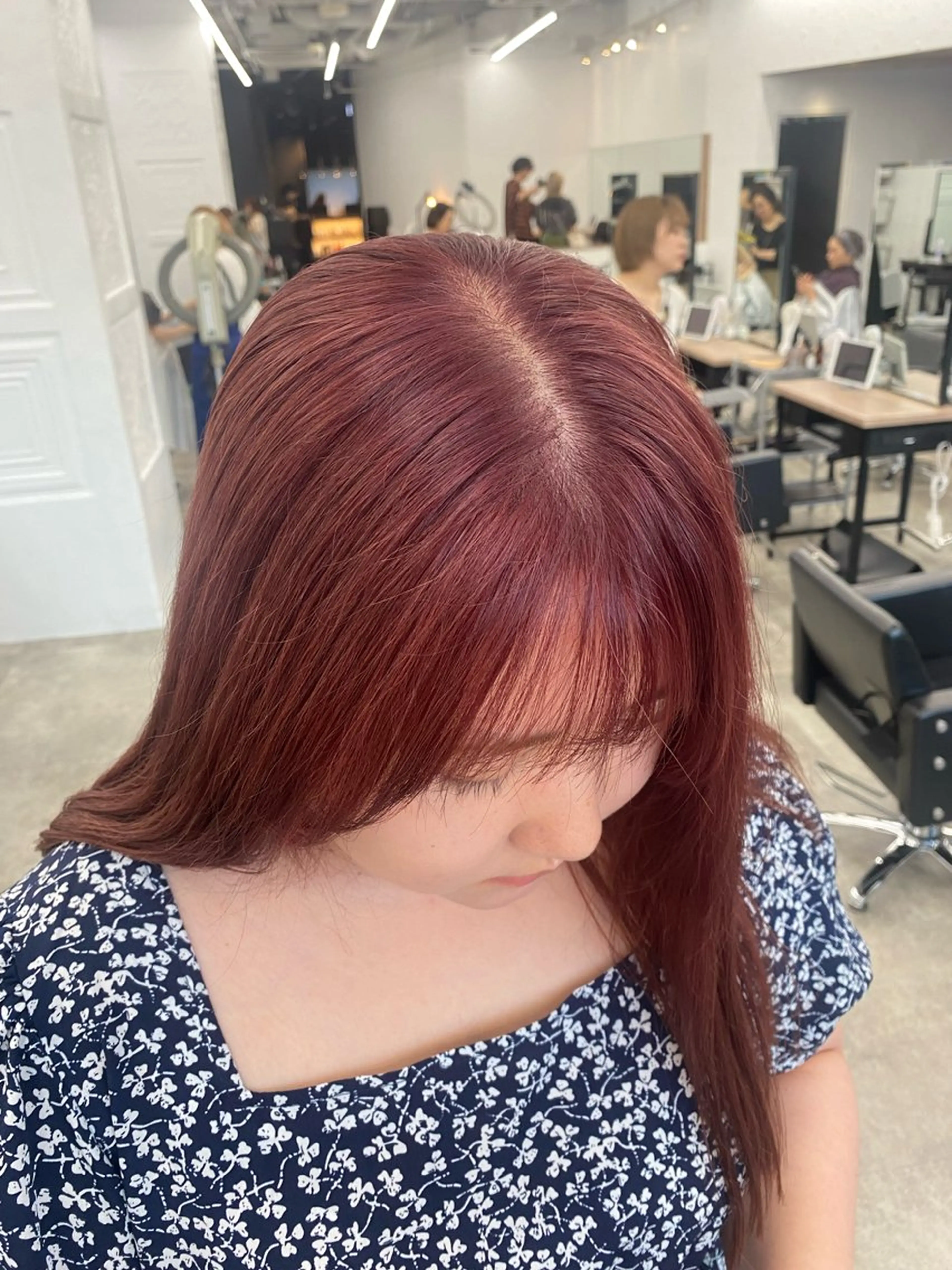 ロング カラー ブリーチ ピンクカラー ヘアカラー トリートメント shiori/暖色/ レイヤー/似合わせのヘアスタイル