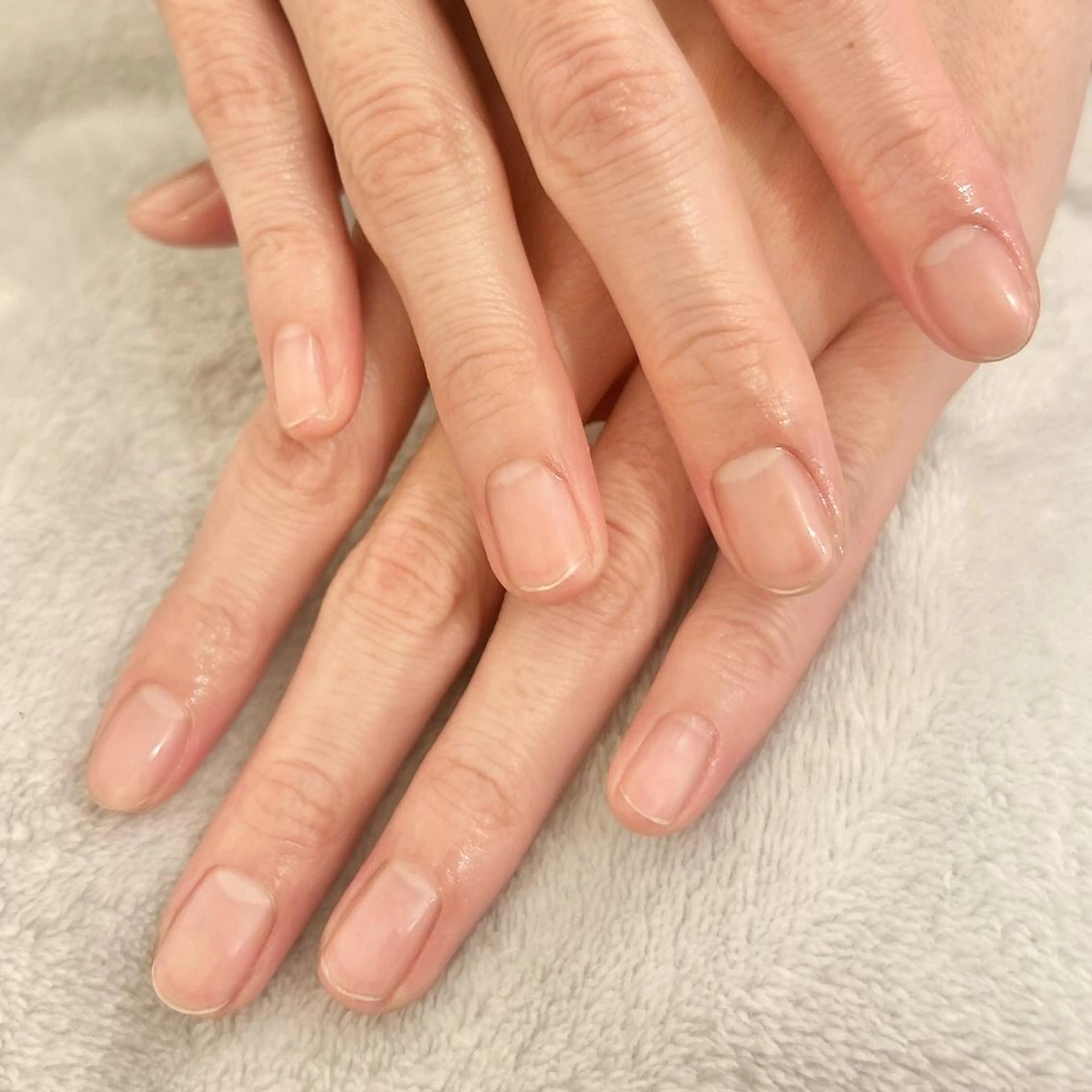 ネイル R2 予約担当のネイルデザイン