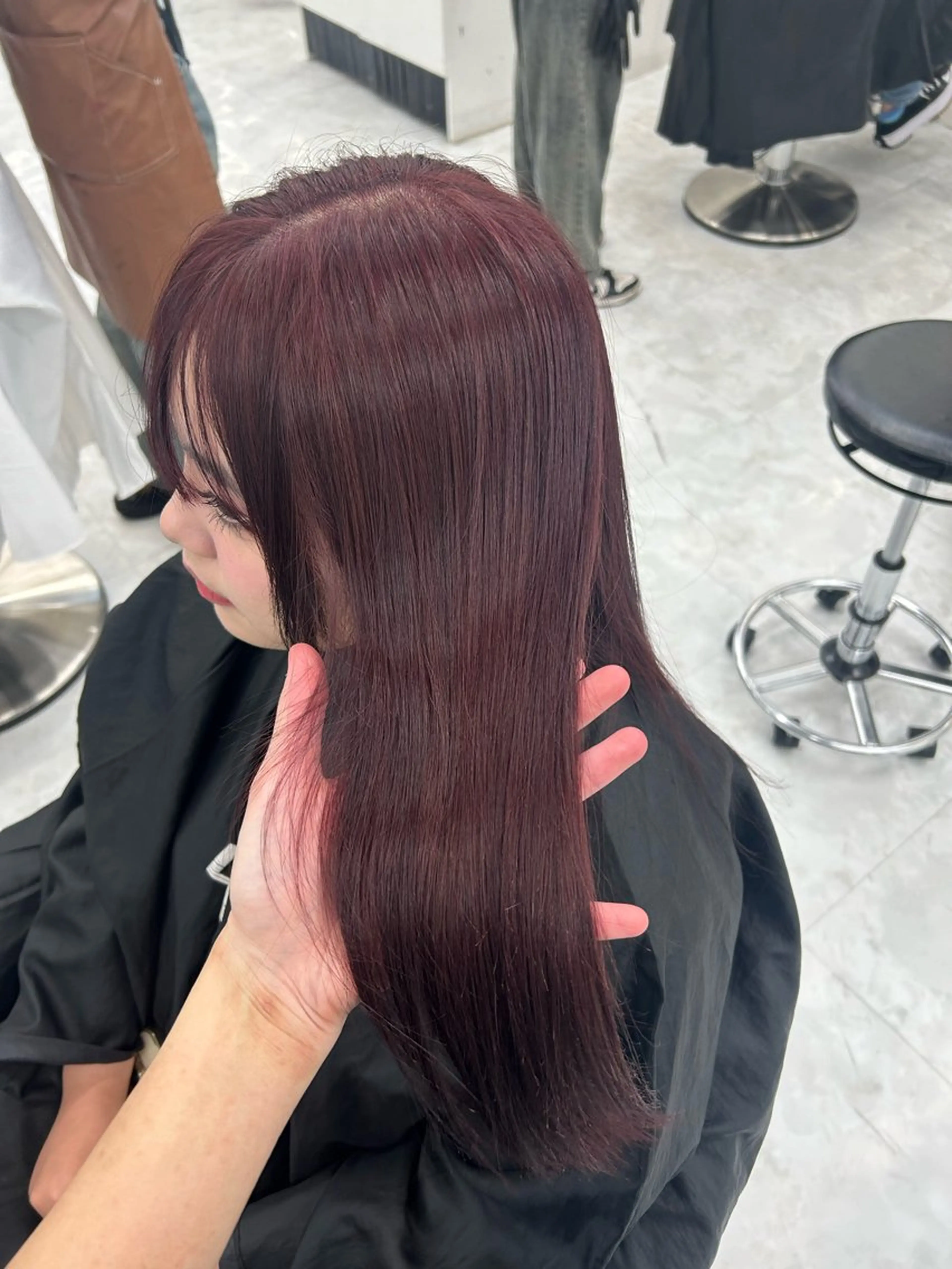 セミロング 🥀艶髪/似合わせ 暖色/まな🥀のヘアスタイル