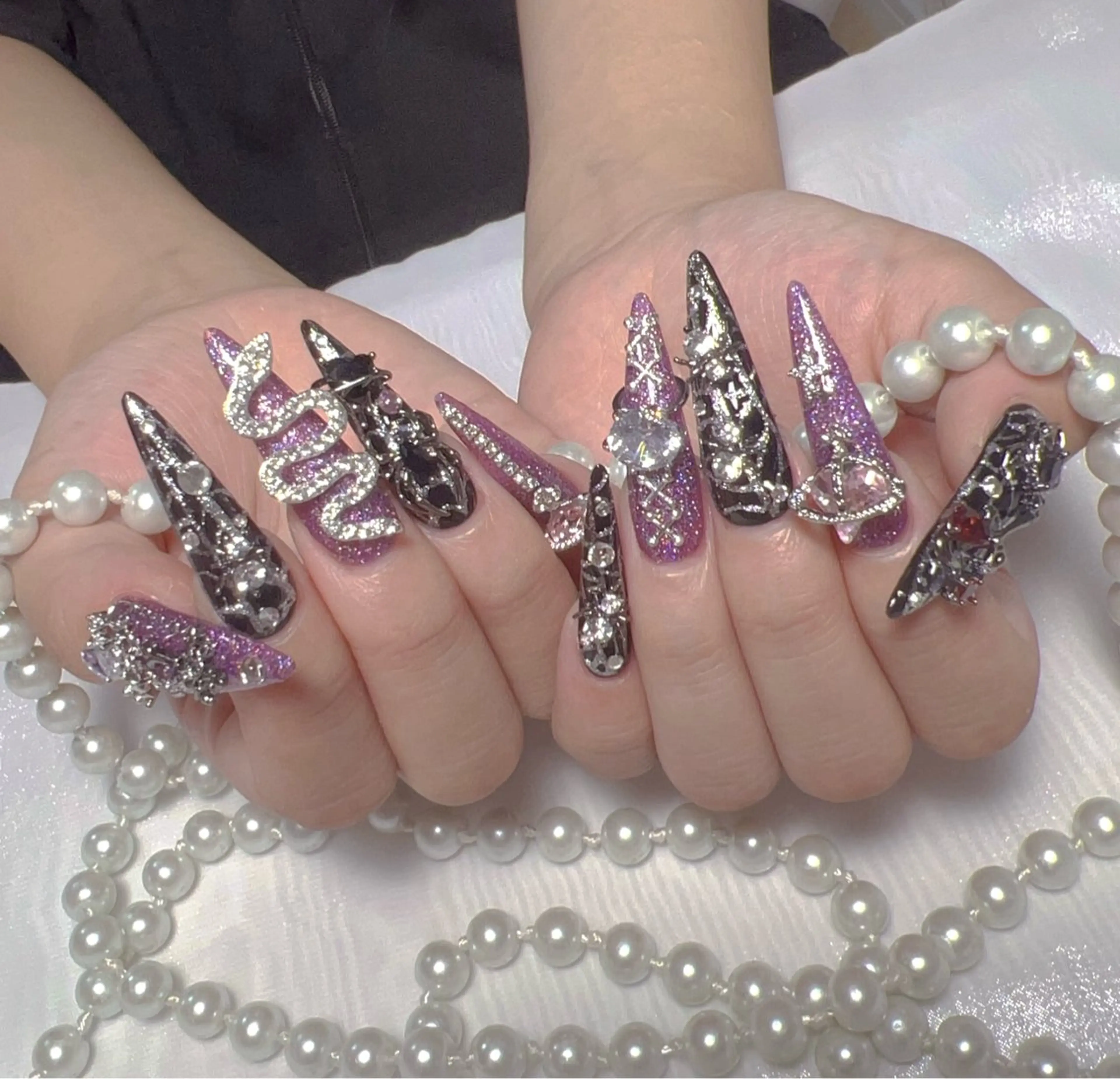 ネイル MoaNail🫶 Yoshiのネイルデザイン
