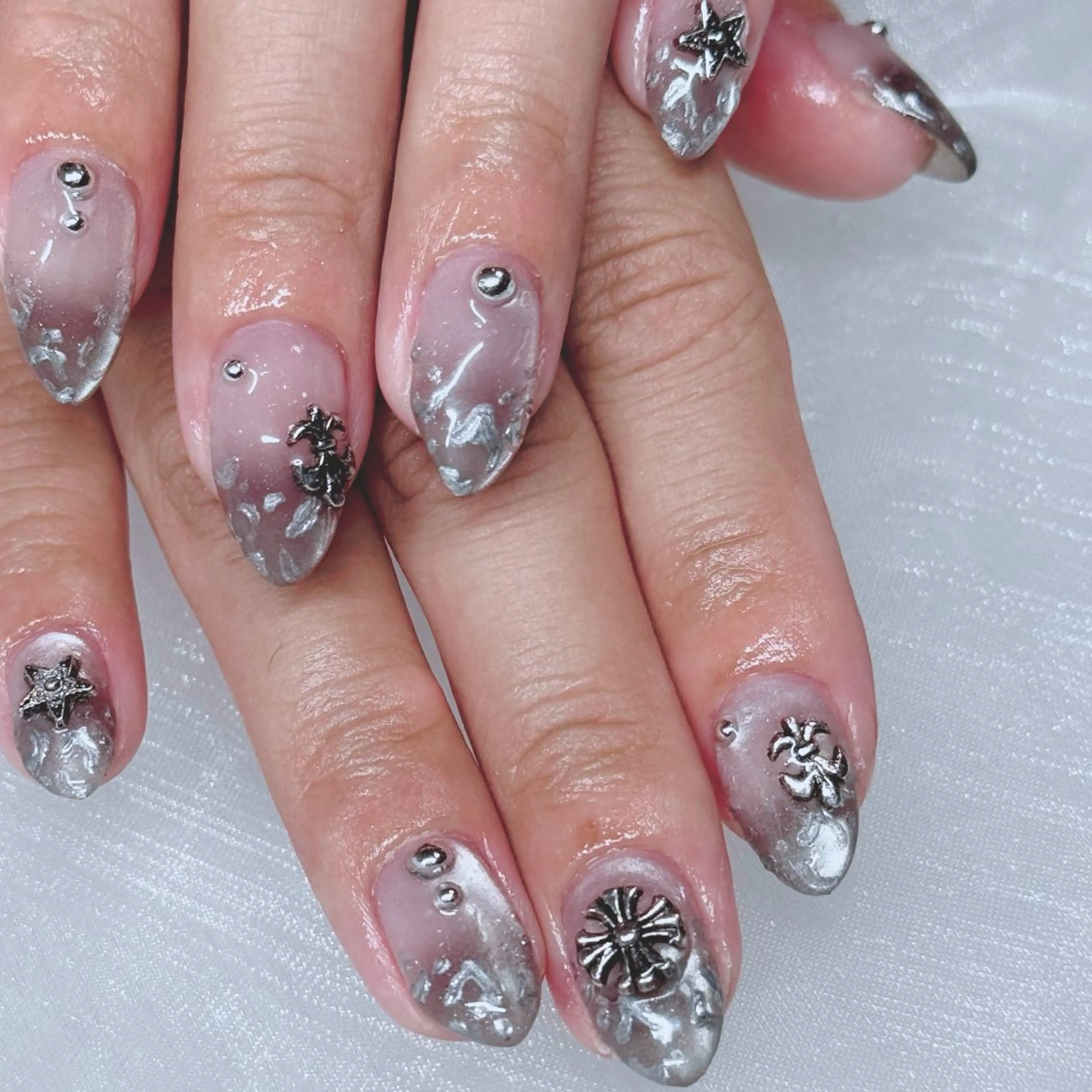 ネイル riri nailのネイルデザイン