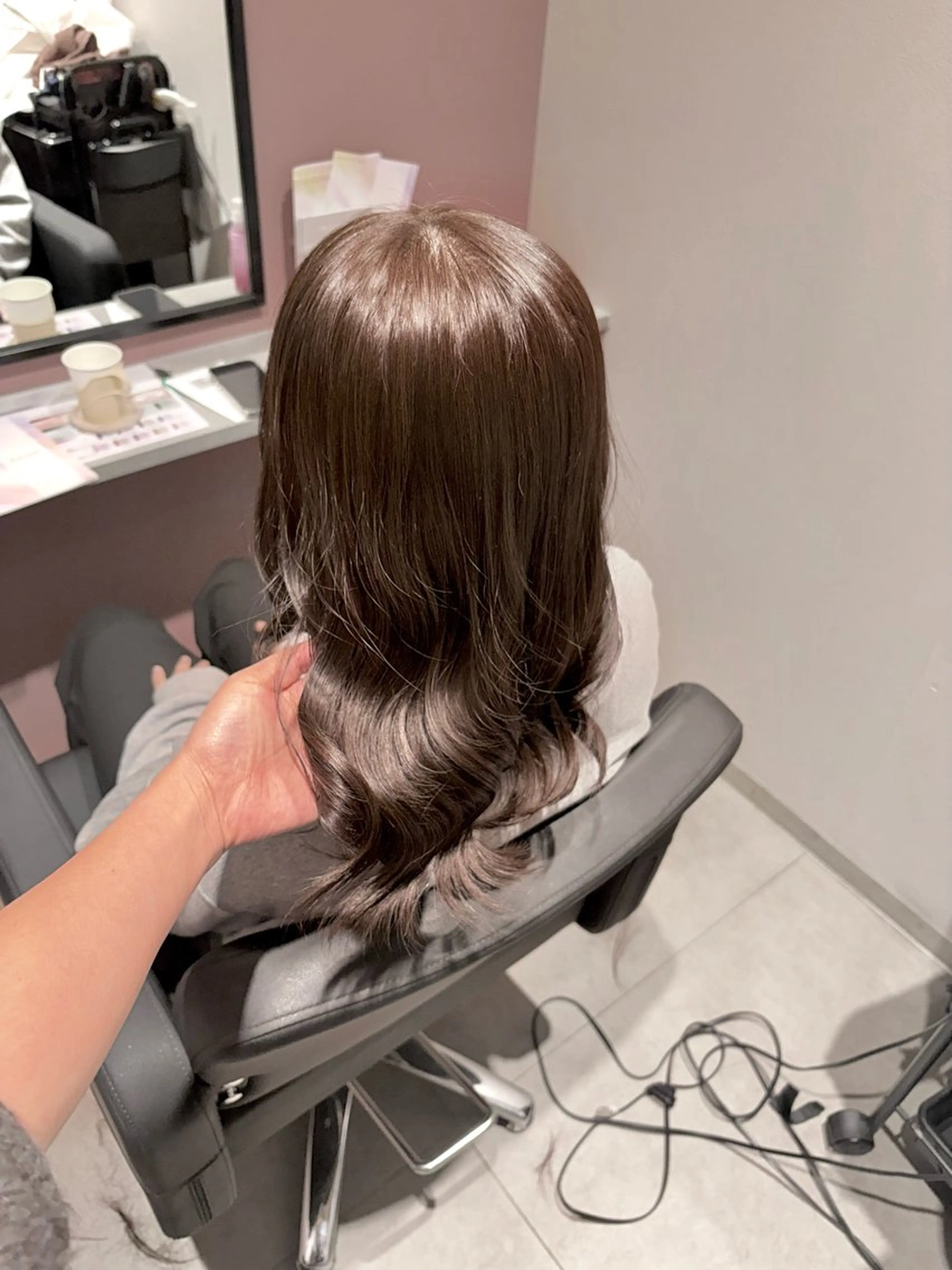 セミロング 作野 潮織のヘアスタイル