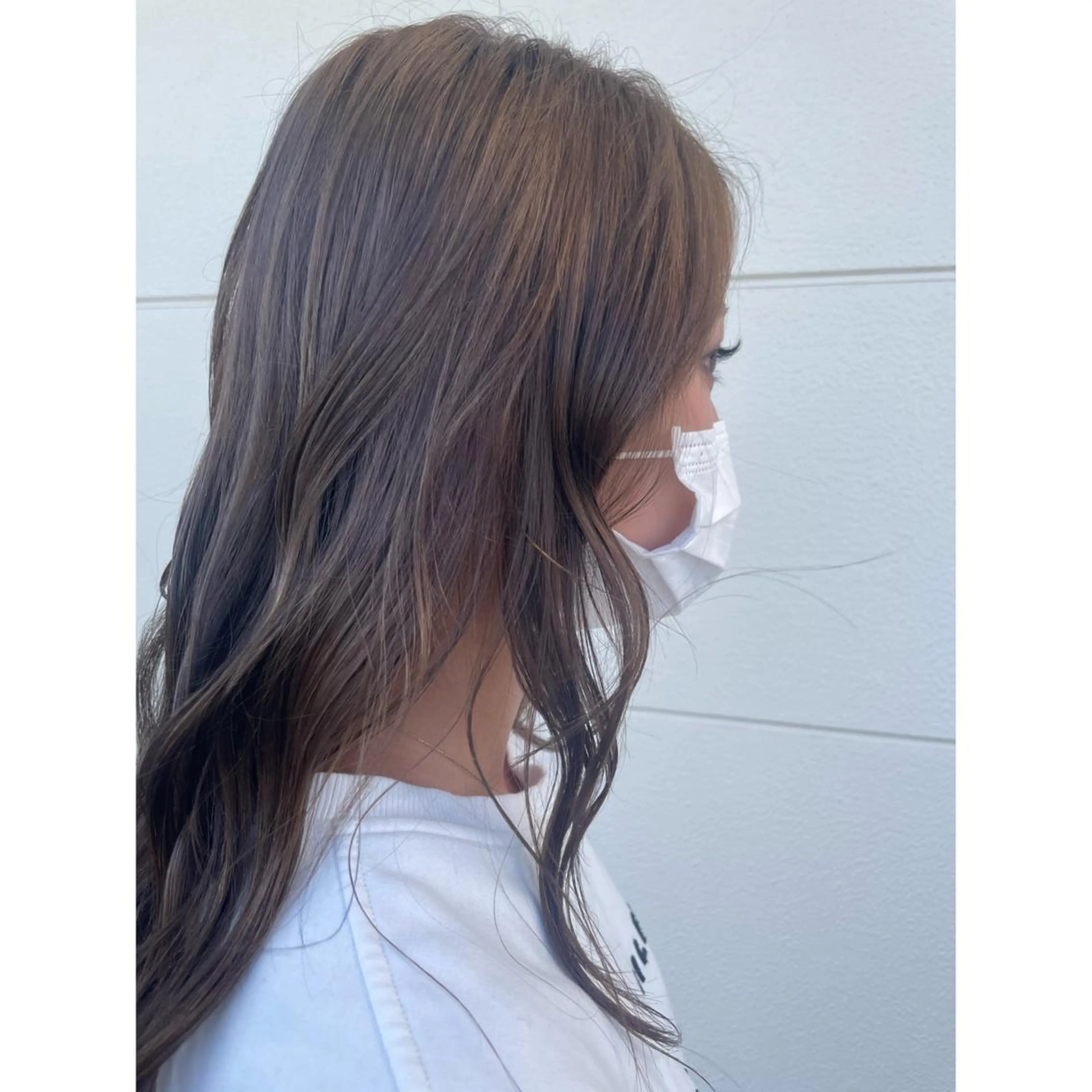 ロング カラー 相原 百華のヘアスタイル