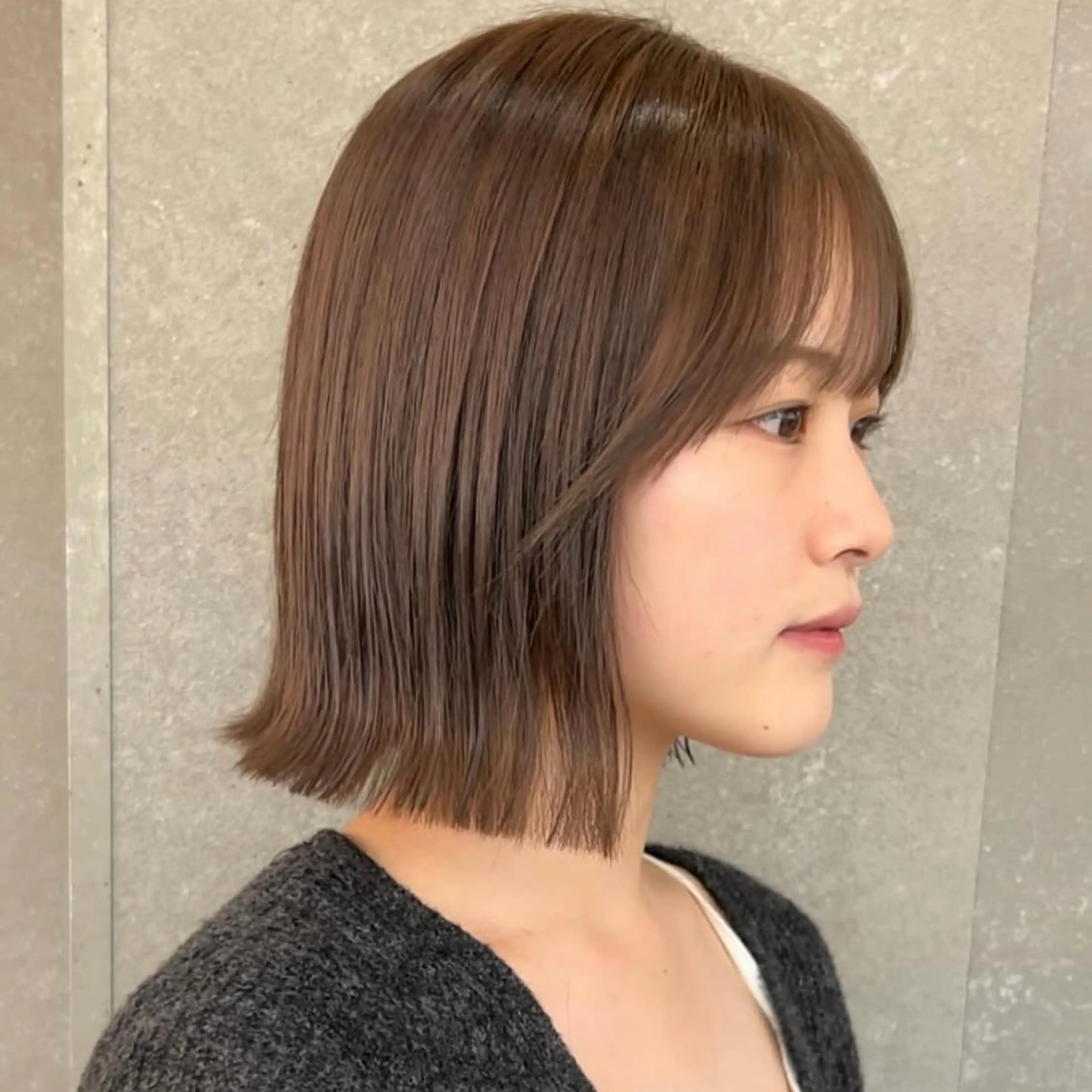 ミディアム 切りっぱなしボブ ボブ カット ヘアカラー トリートメント ボブ/くびれボブ/ 髪質改善/Ru-kaのヘアスタイル