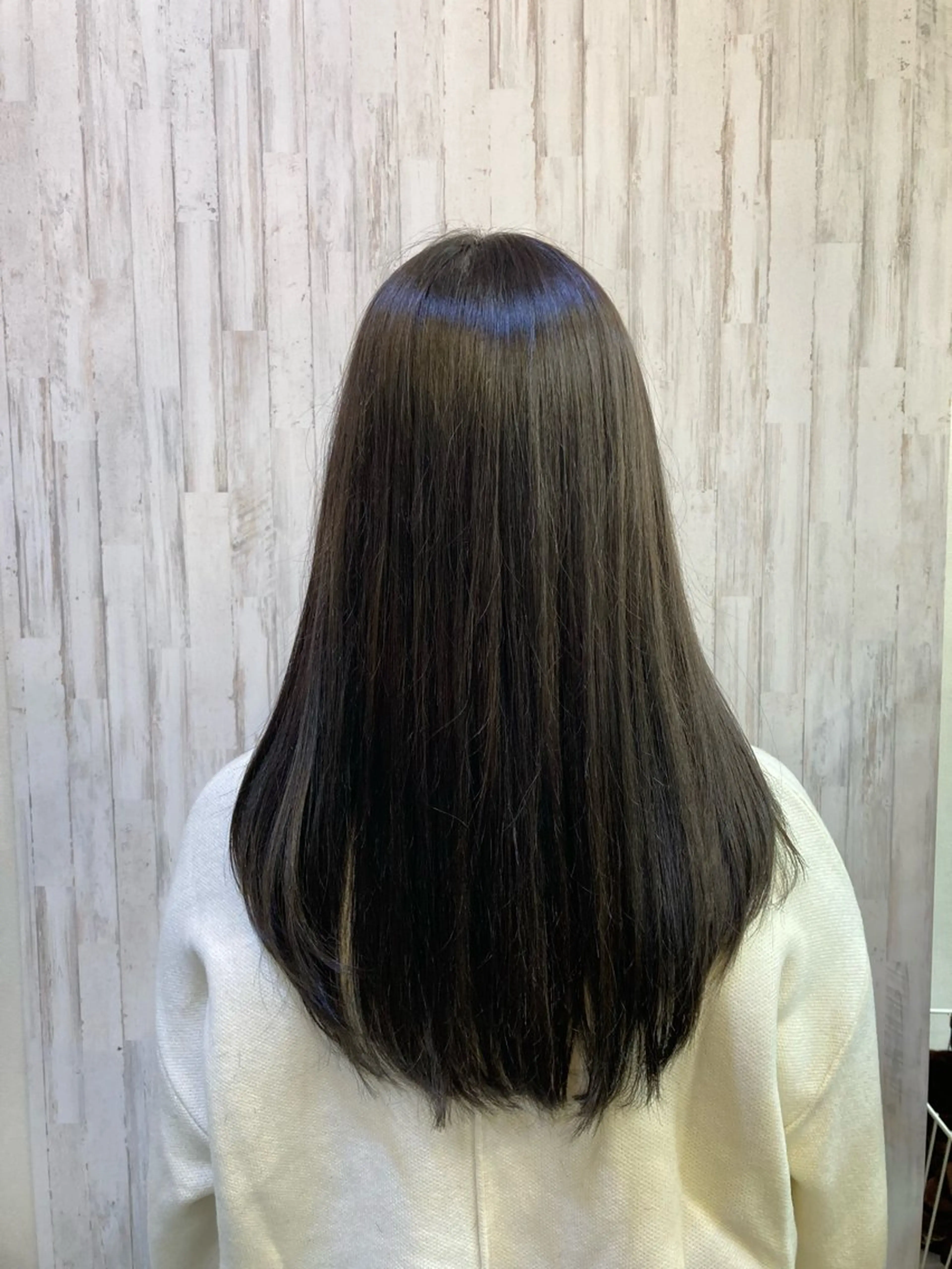 ロング モデル募集中✨千野 詩緒里のヘアスタイル