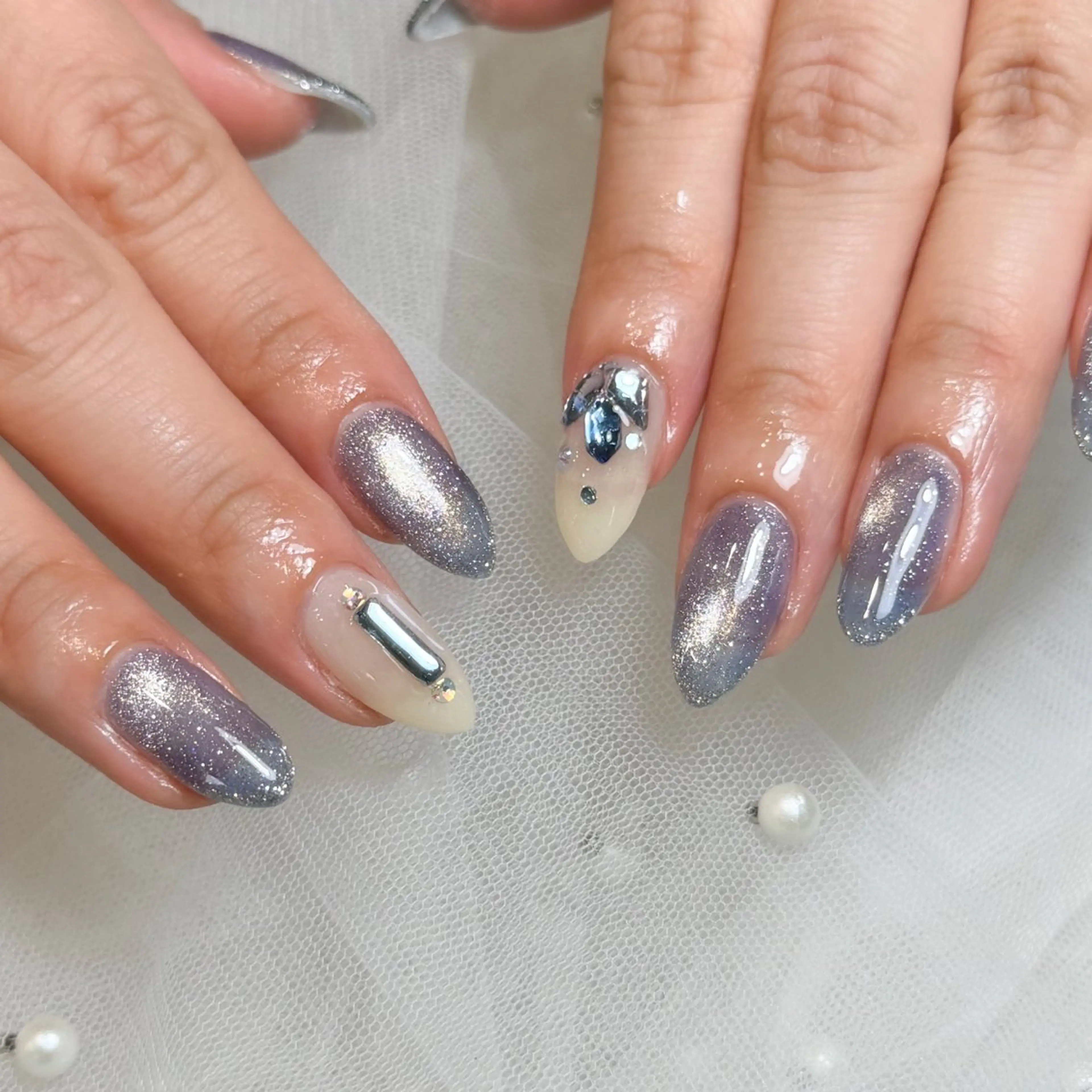 ネイル ハンドネイル フットネイル 岡部 彩美のマツエク・マツパデザイン