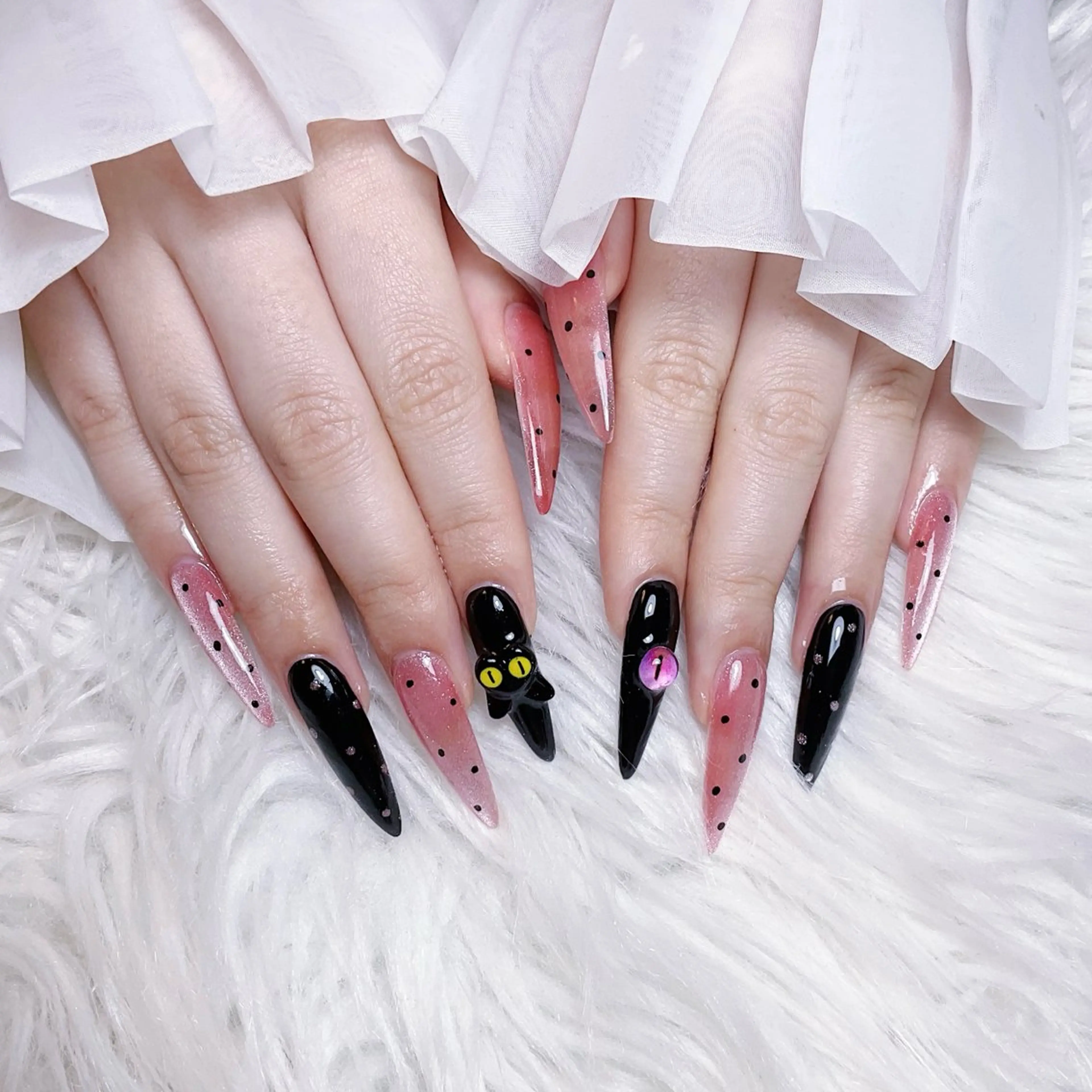 ネイル ハンドネイル 🍭Yun nail hyejin🌸のネイルデザイン