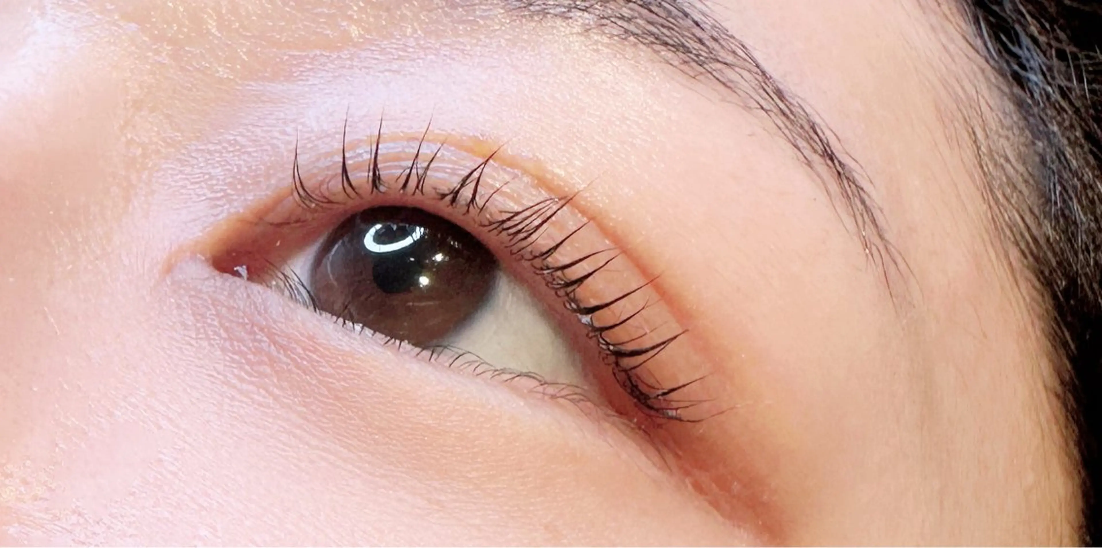 ダメージ最小限ラッシュリフトの写真