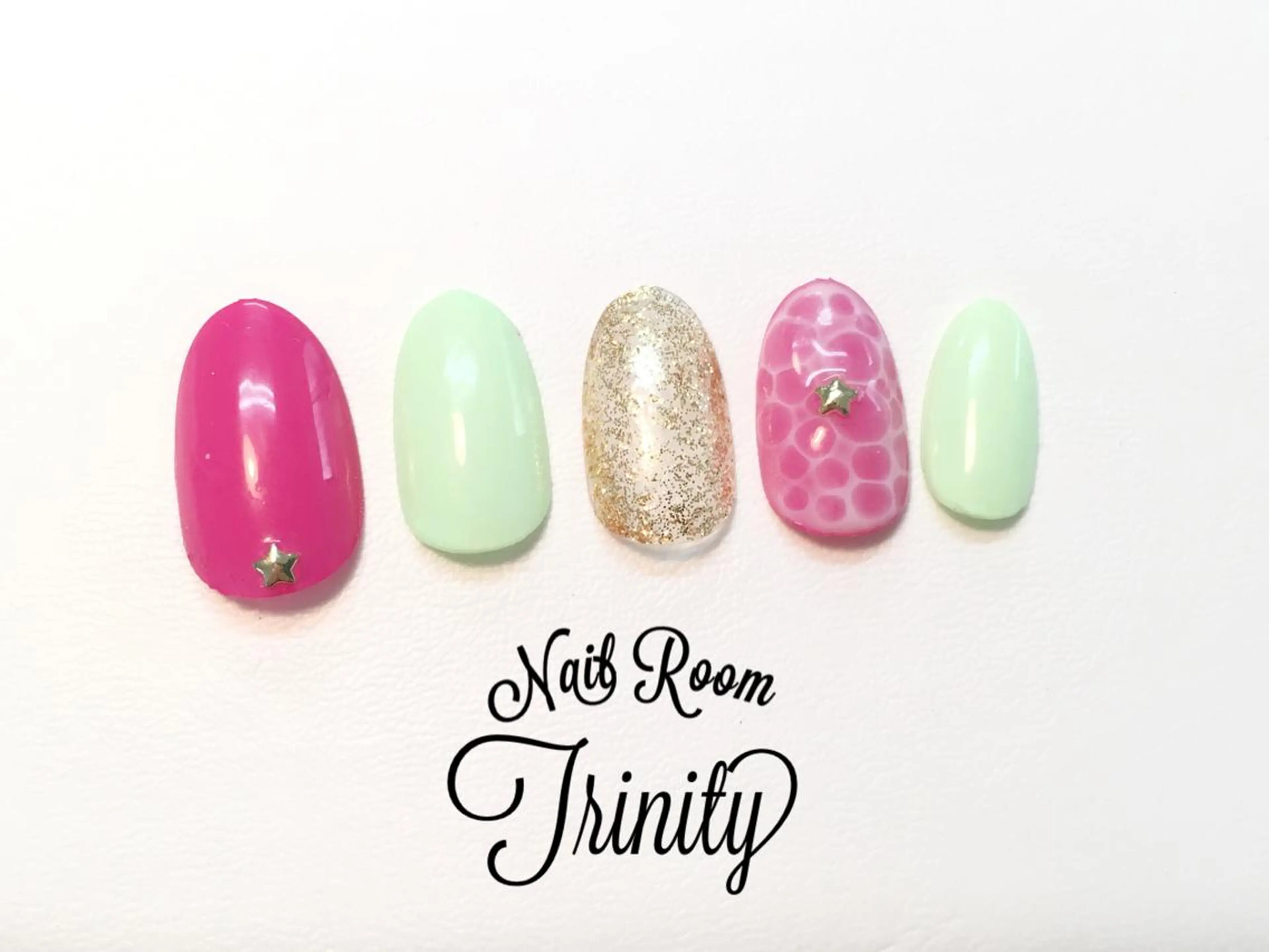 ネイル ハンドネイル Trinity staffのネイルデザイン