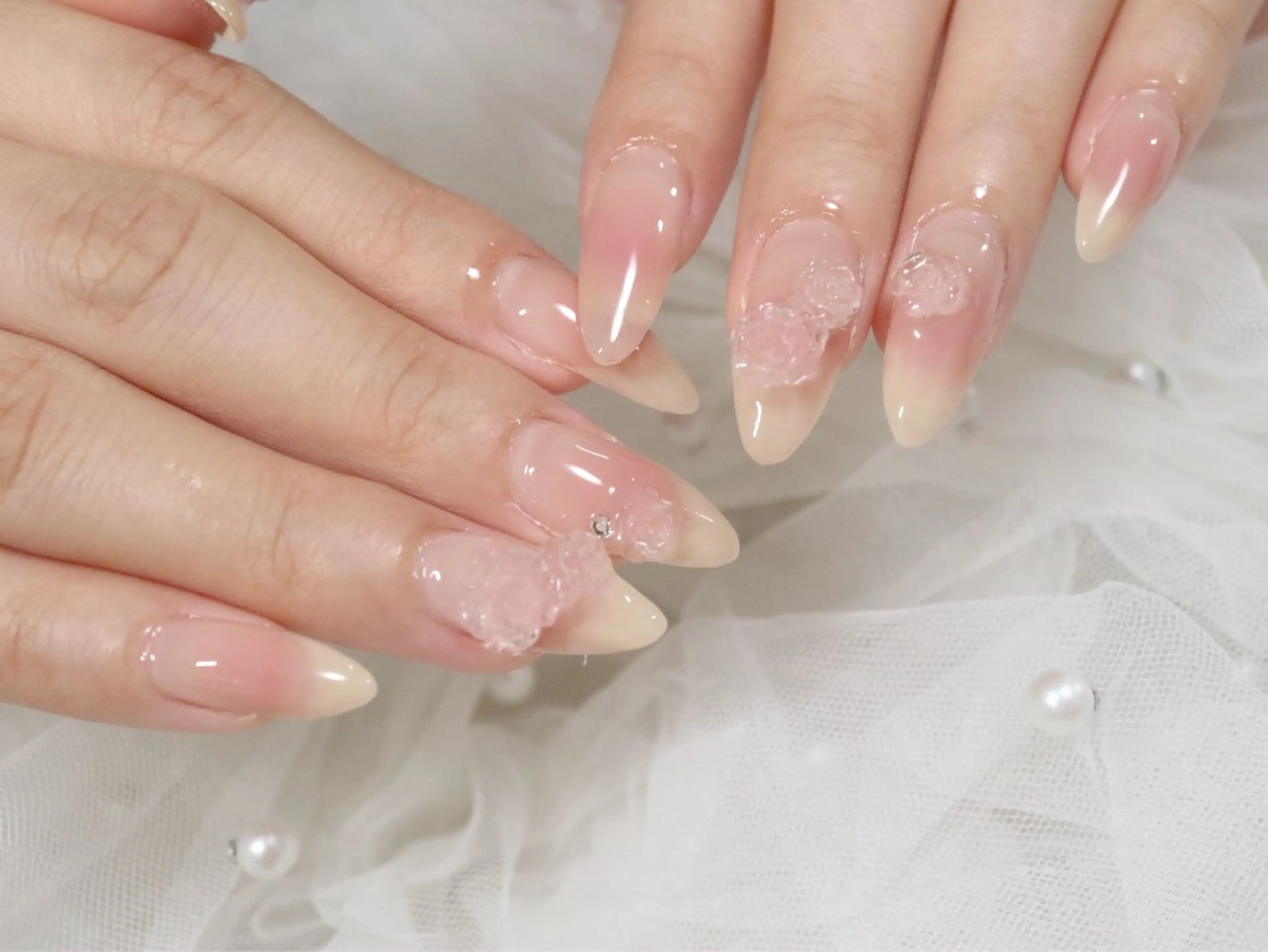 ネイル なつか🍒口コミ好評 駅近1分 パラジェルのネイルデザイン