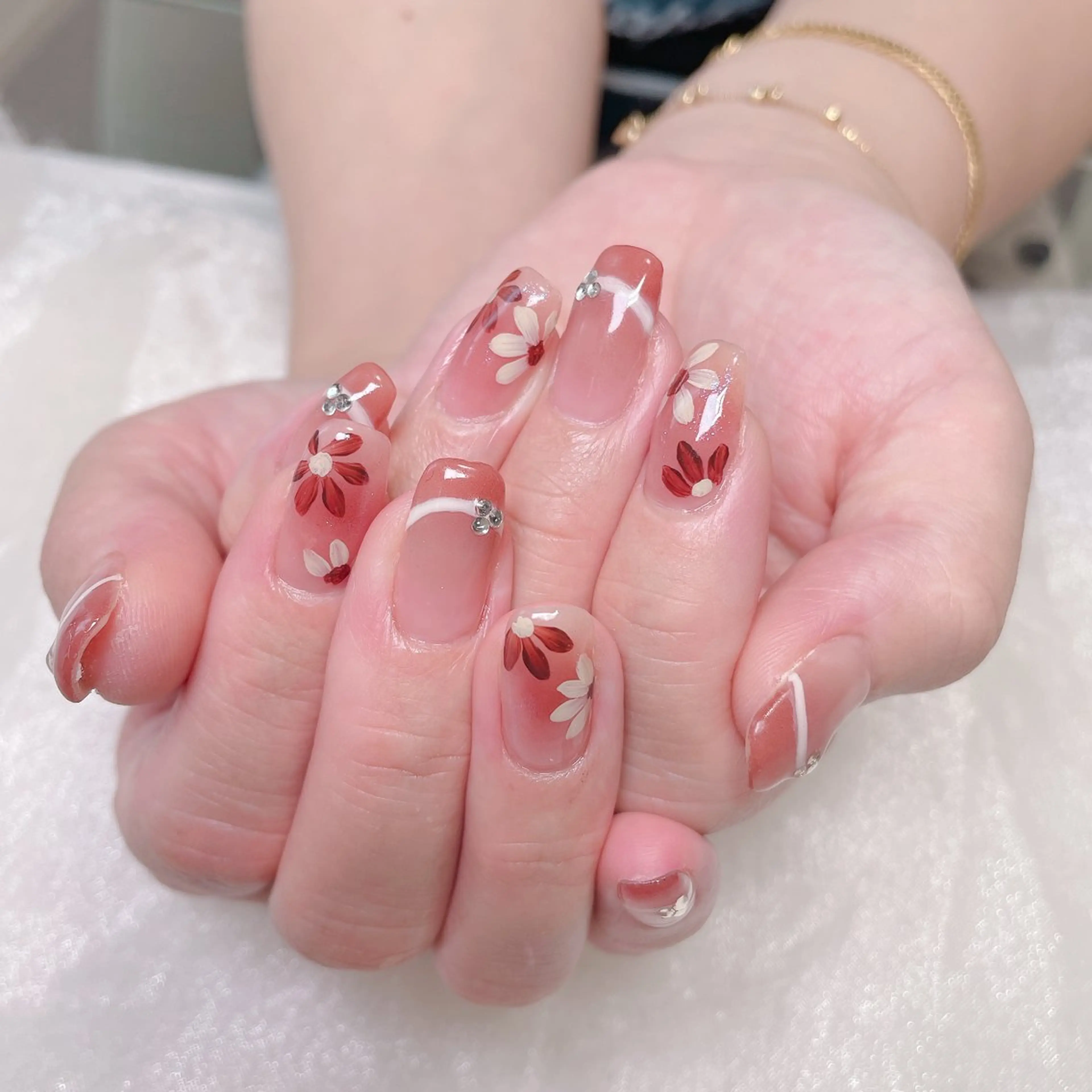 ネイル ハンドネイル R-nail salonのネイルデザイン