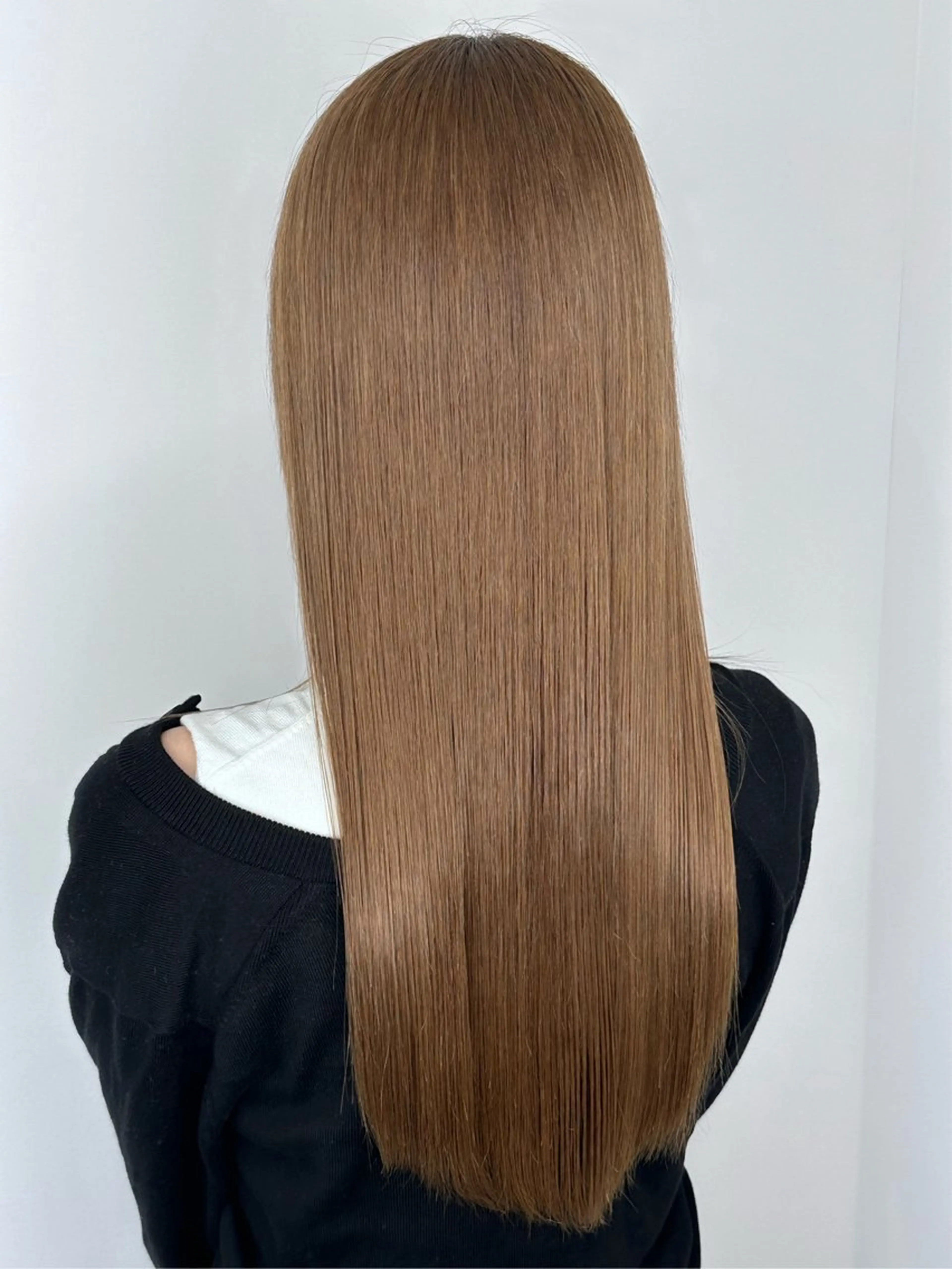 セミロング aini上本町 吉元直明のヘアスタイル