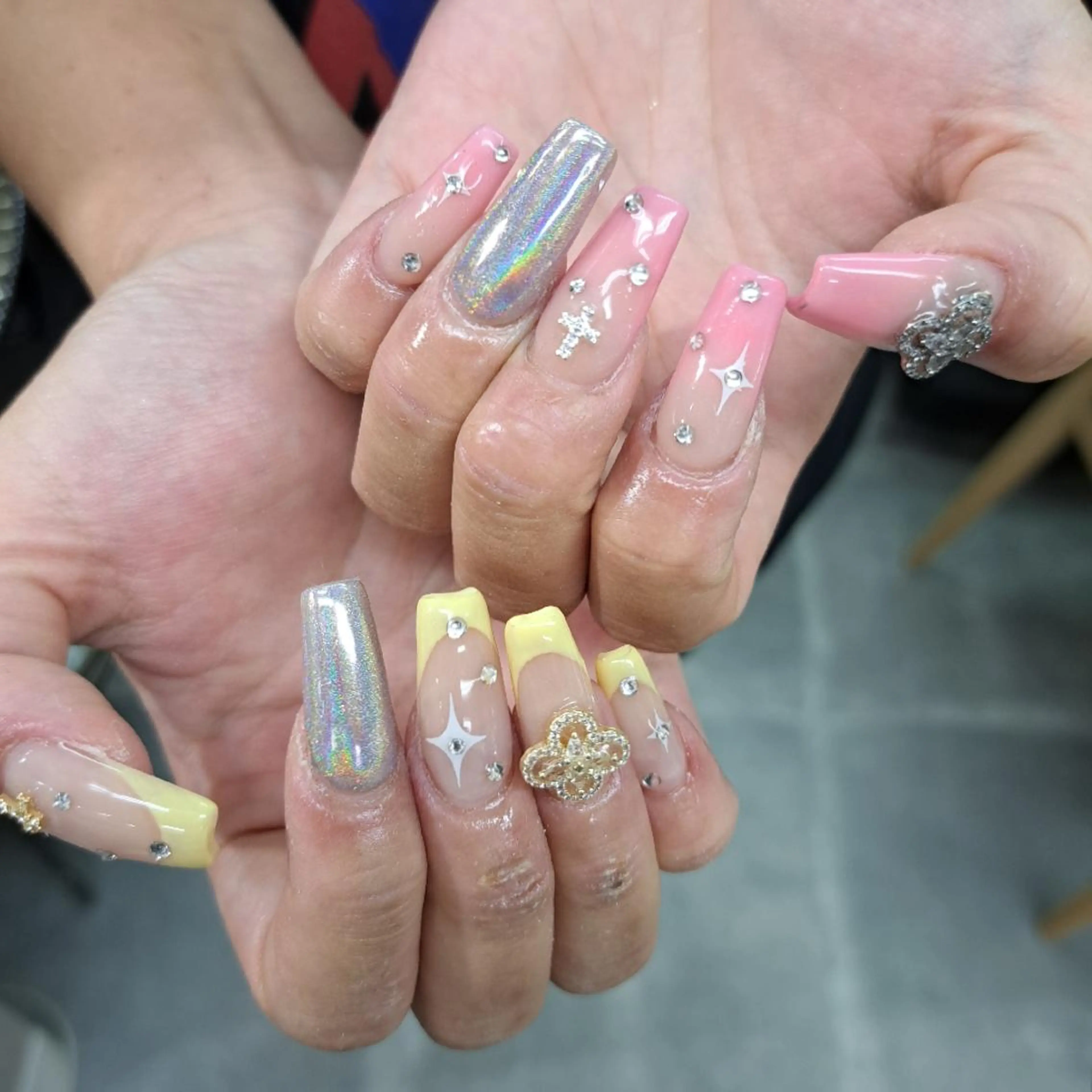 ネイル Nail mood デザイン持ち込みokのネイルデザイン