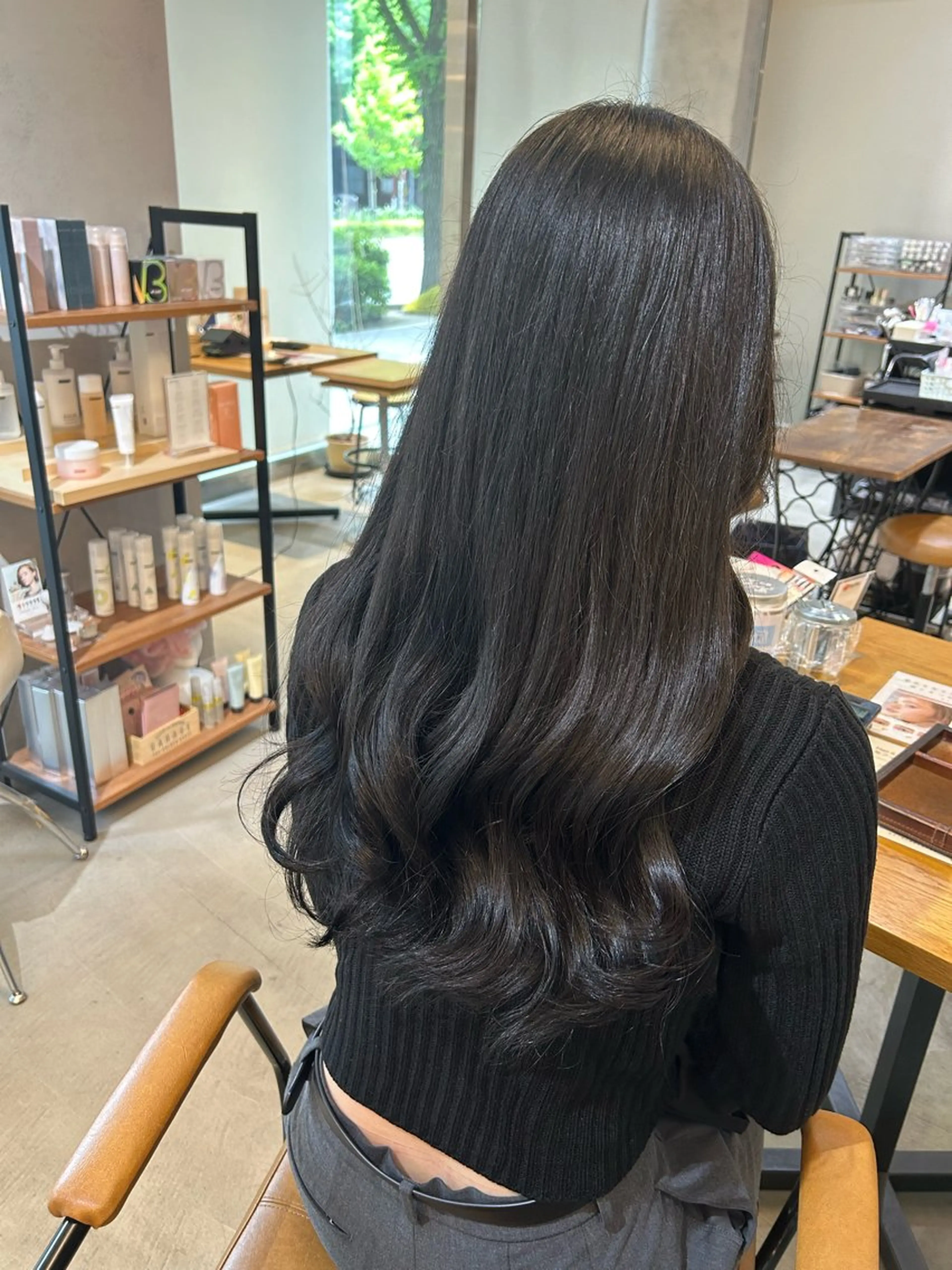 ロング ヘアカラー 束感まつ毛／艶カラー おがたゆうか🎀‎のマツエク・マツパデザイン