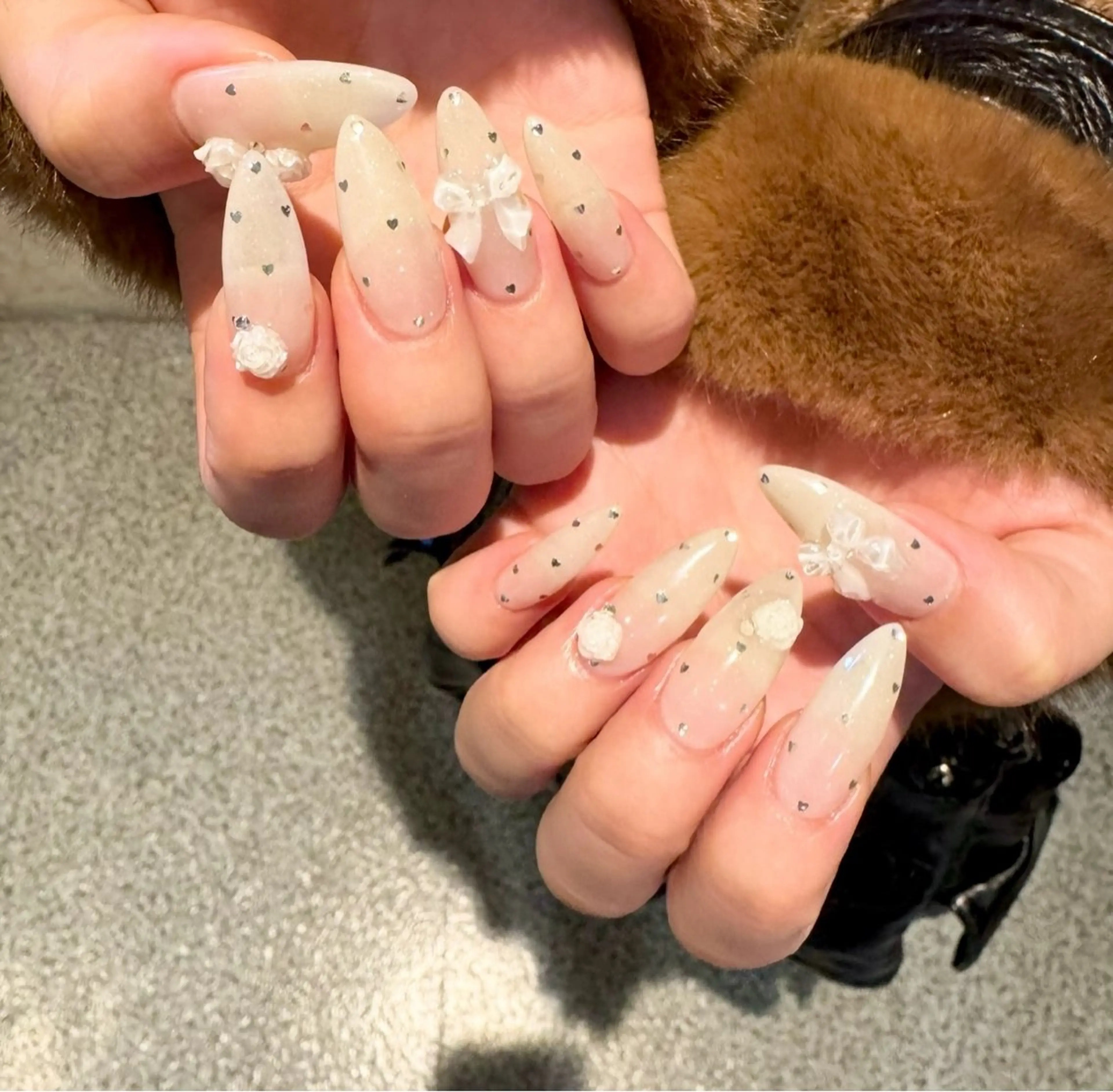 ロング 藤井 芽依のネイルデザイン