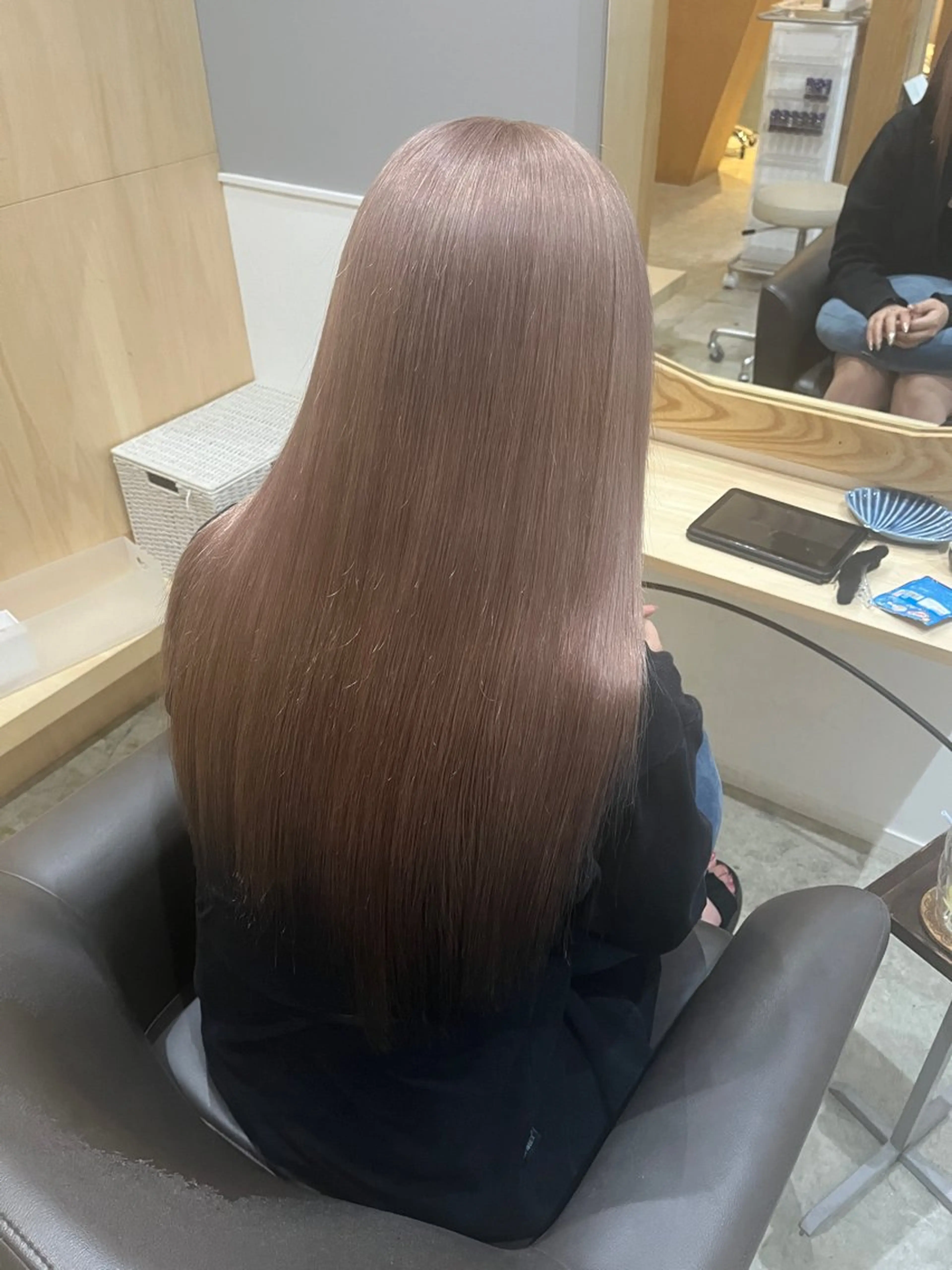 ロング miloc naha ナナカのヘアスタイル