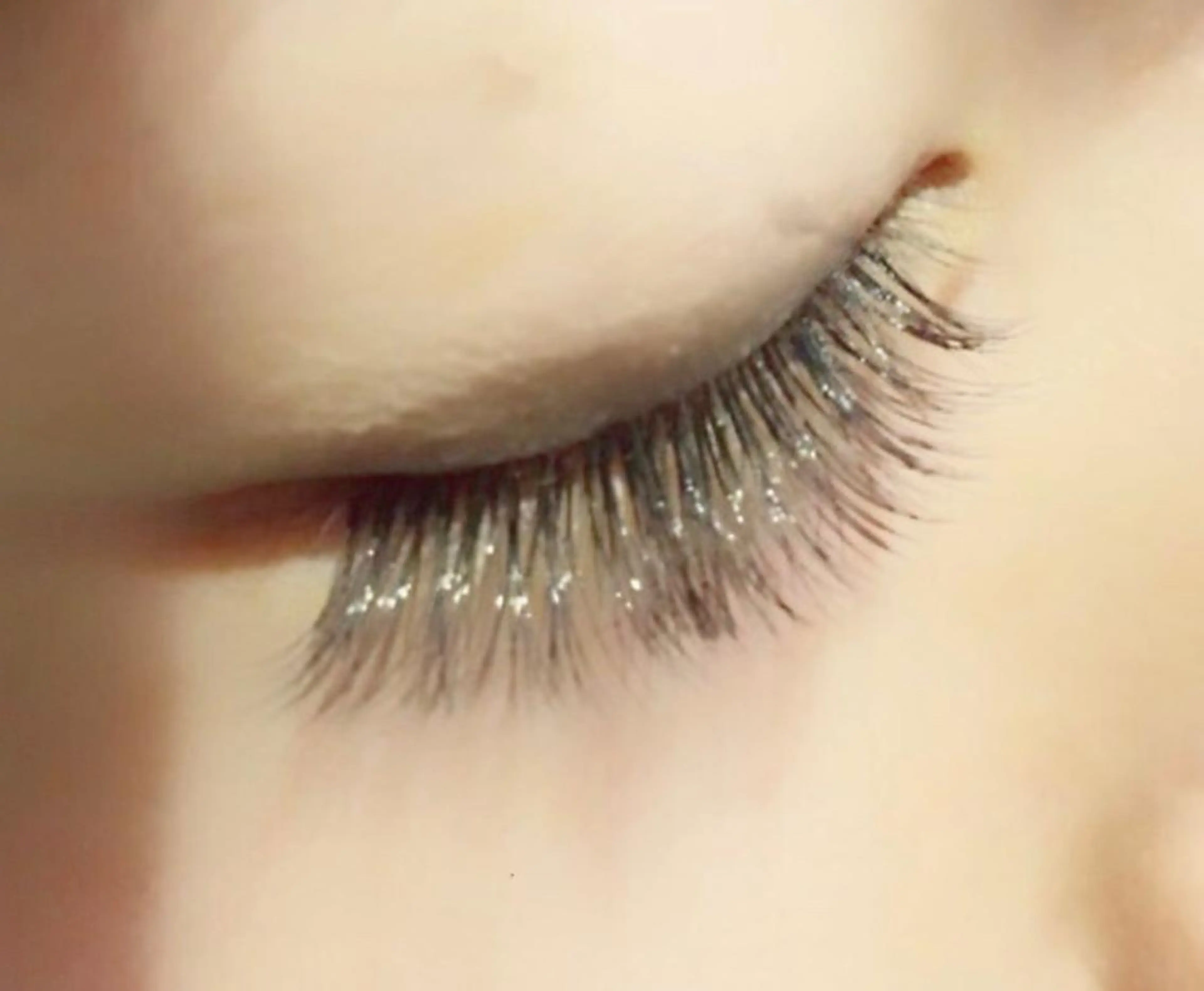 極細0.06ボリュームセーブルラッシュ 200本の写真