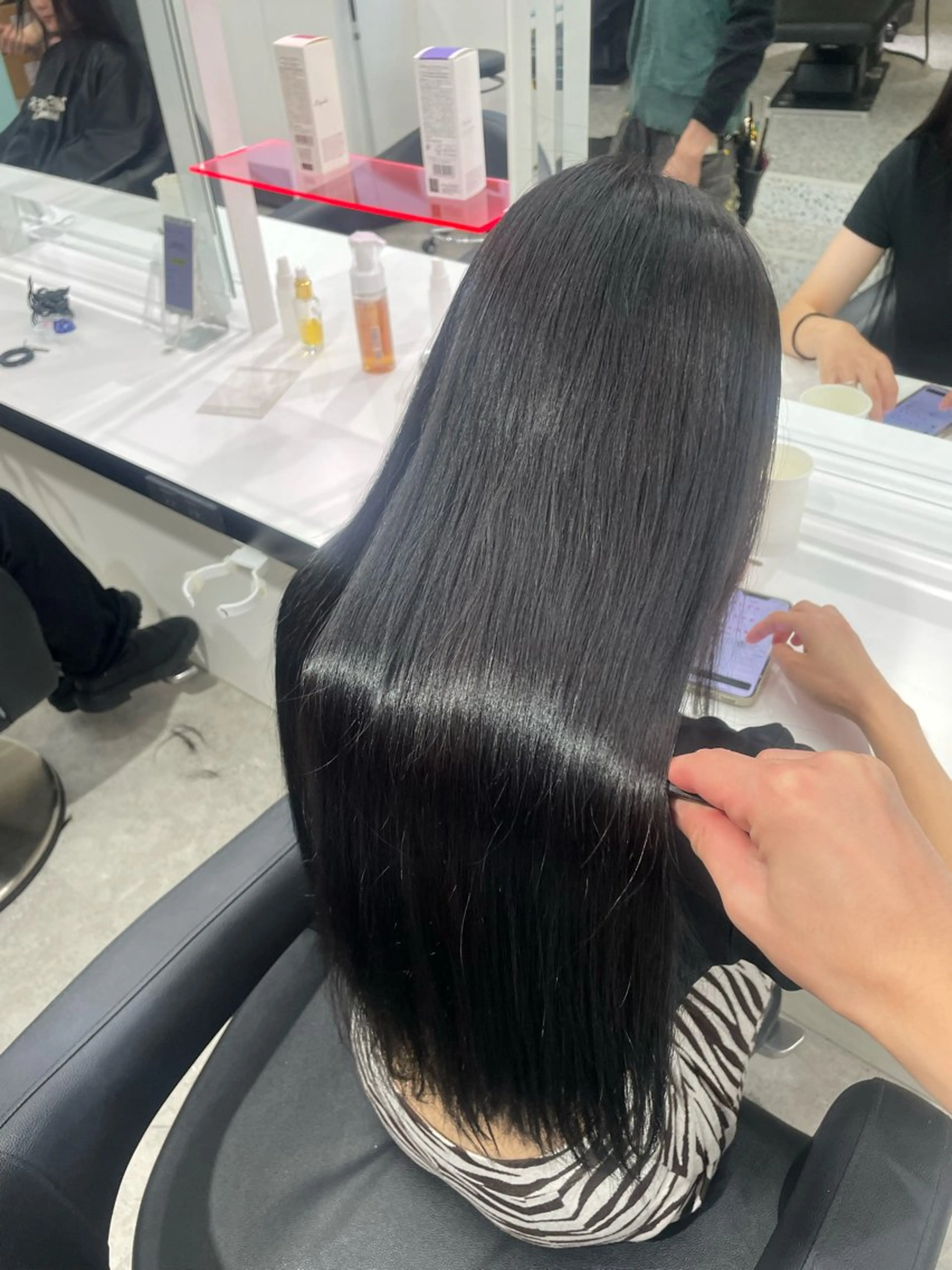 ロング カラー トリートメント ヘッドスパ 履歴修正屋さん／ ブロンド／ホワイトのヘアスタイル