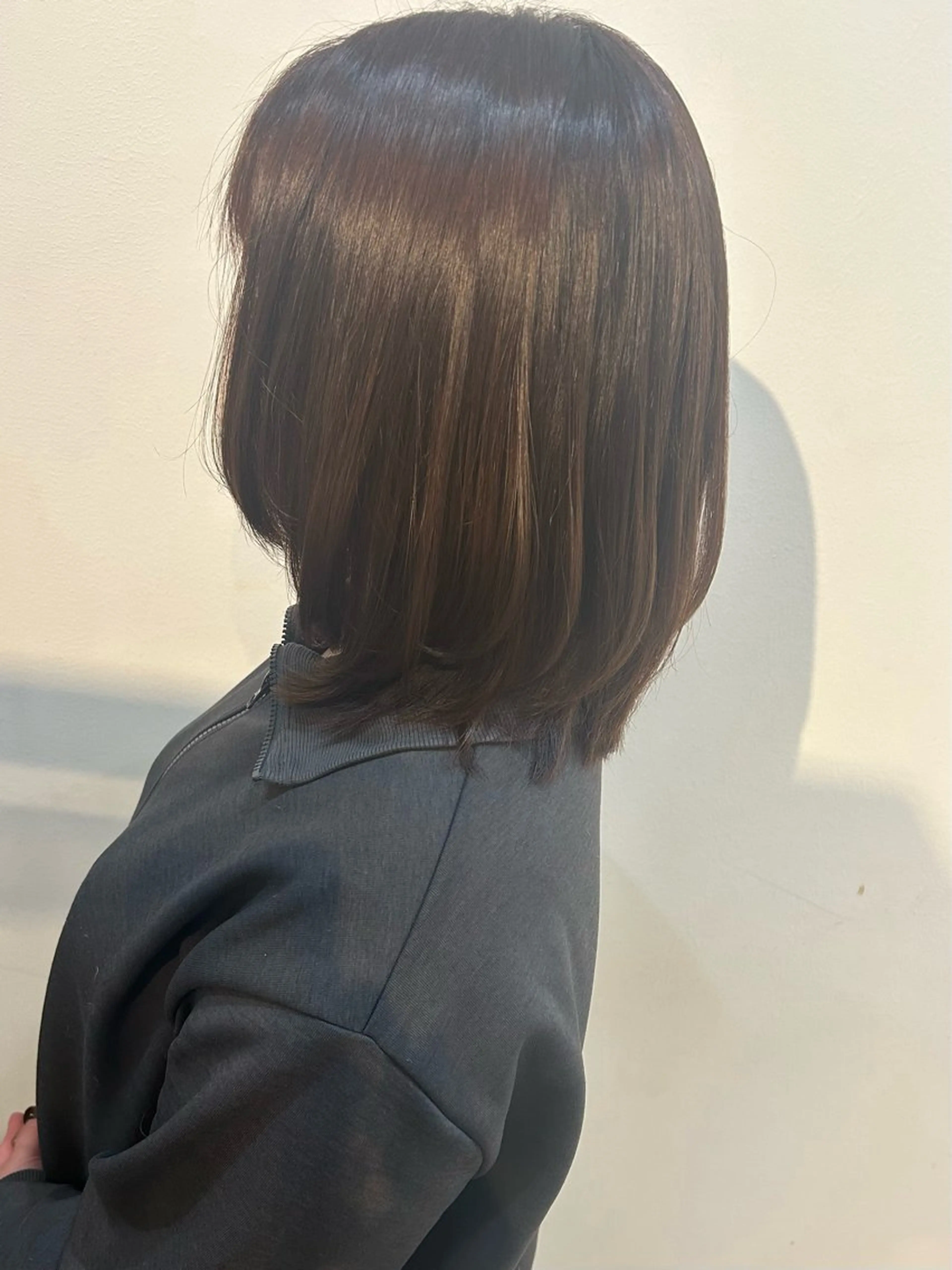 ミディアム 顔周りカット レイヤーカット 井上 葉月のヘアスタイル