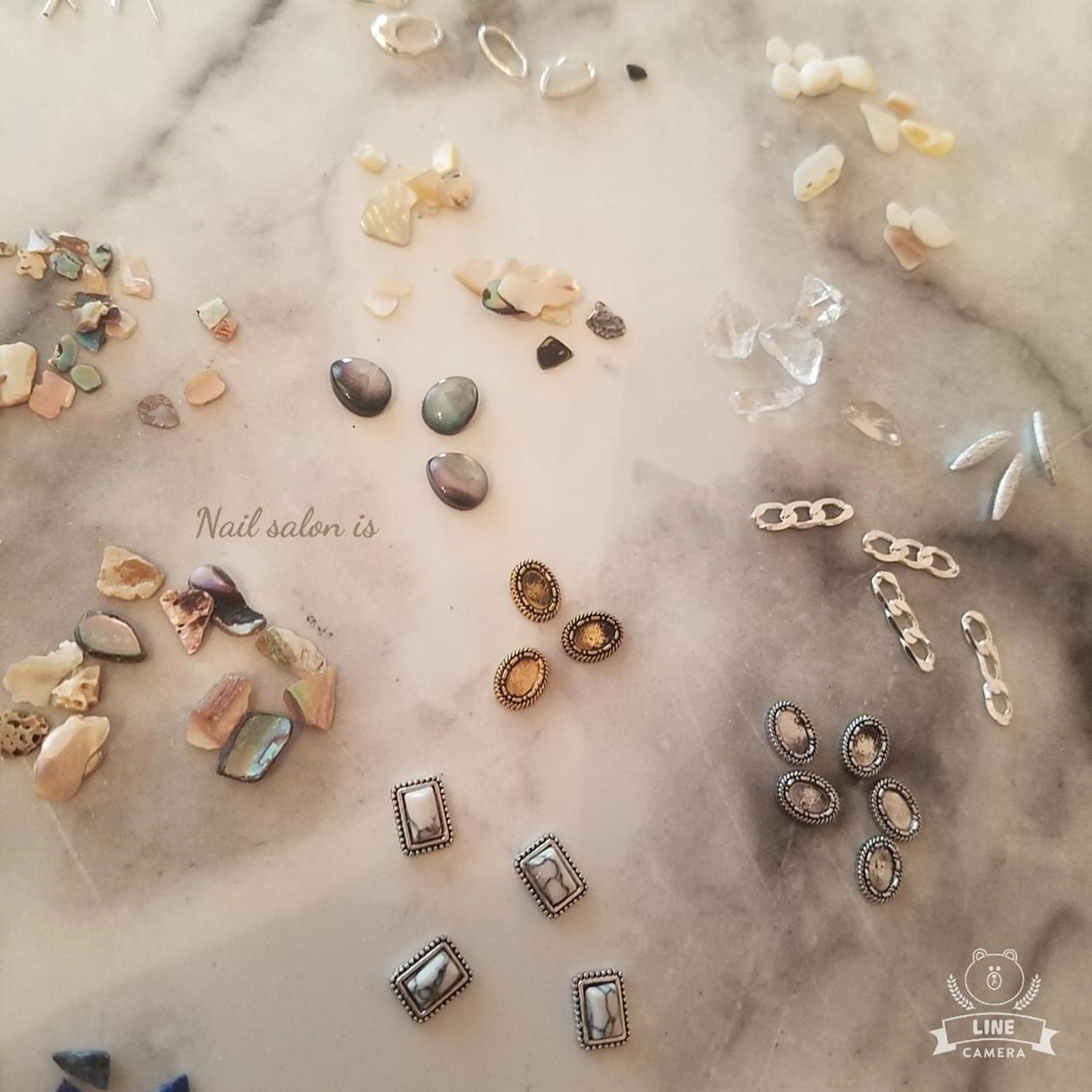 ハンドネイル 店長 佐藤のネイルデザイン