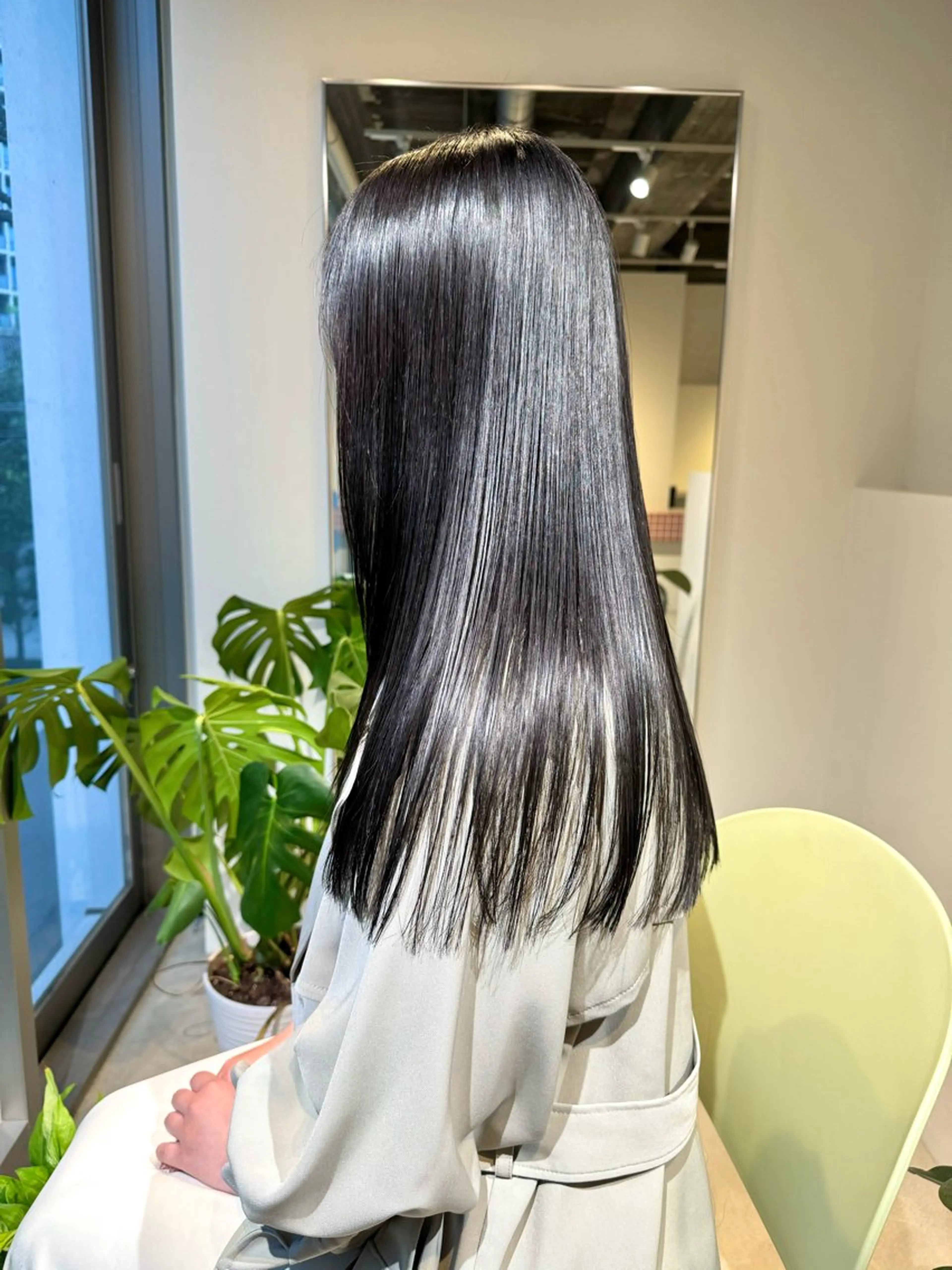 ロング カラー アディクシーカラー アッシュ ベージュカラー グレージュ オリーブカラー 髪質改善マスター 長尾勇弥/梅田中津のヘアスタイル