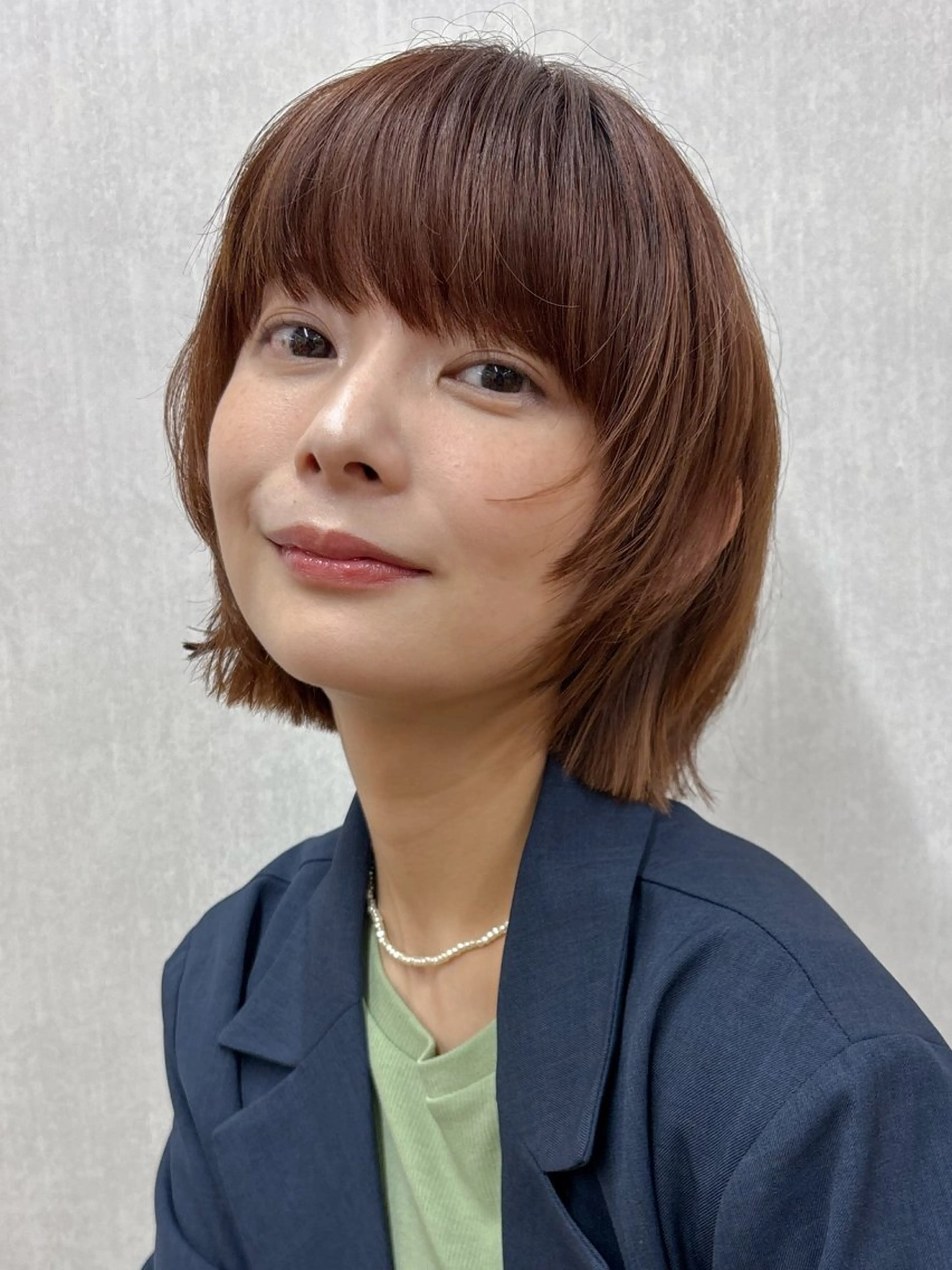 ミディアム ボブレイヤー ボブ 顔まわりレイヤー レイヤーカット トリートメント カット ヘッドスパ ボブ/ミディアム 親しみやすさ/さくらのヘアスタイル