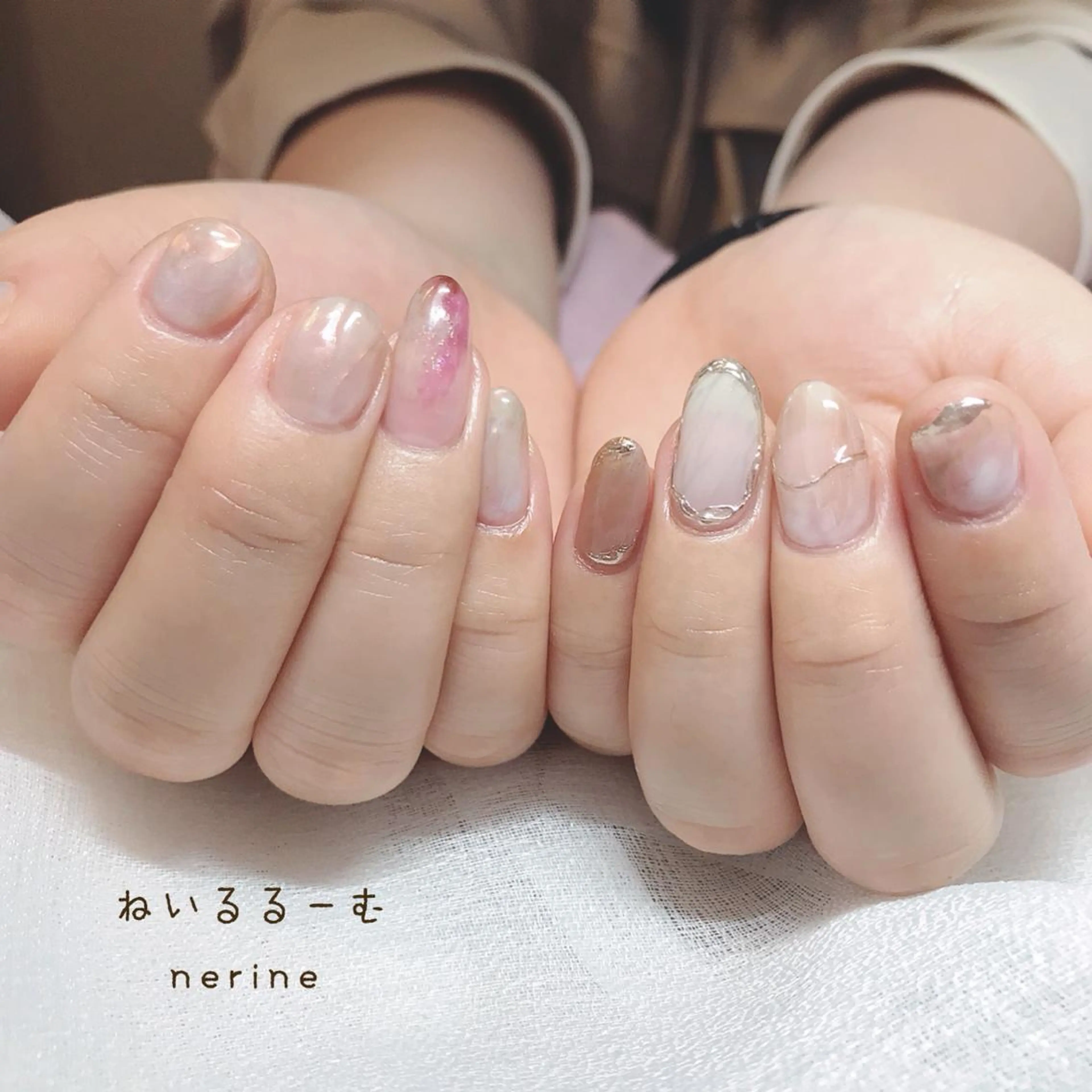 ネイル NAILST Naomiのネイルデザイン