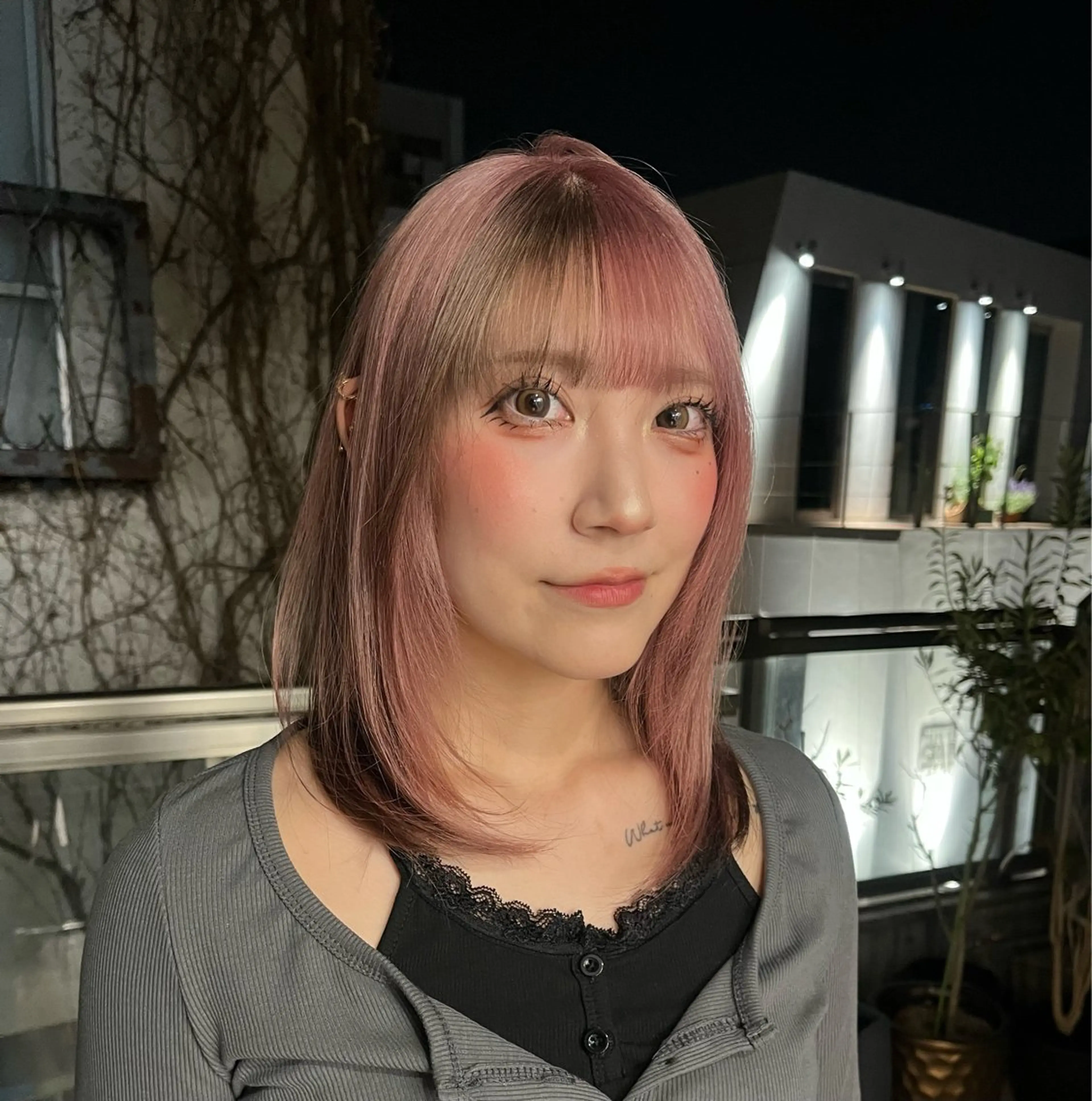 セミロング カラー ヘアアレンジ ブリーチカラー💫 Miku🫶🏻のヘアスタイル