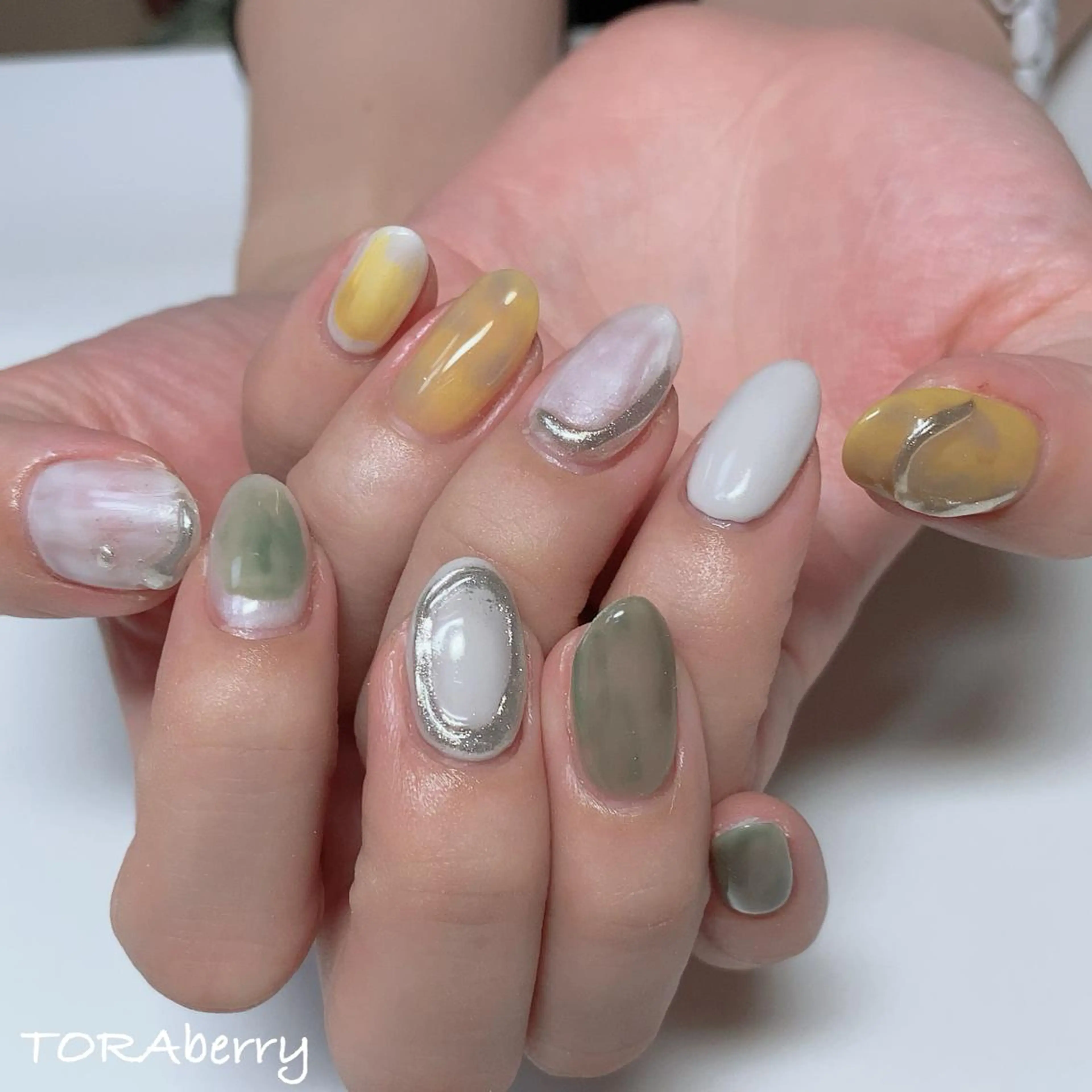 ネイル ハンドネイル ネイリスト なつみのネイルデザイン