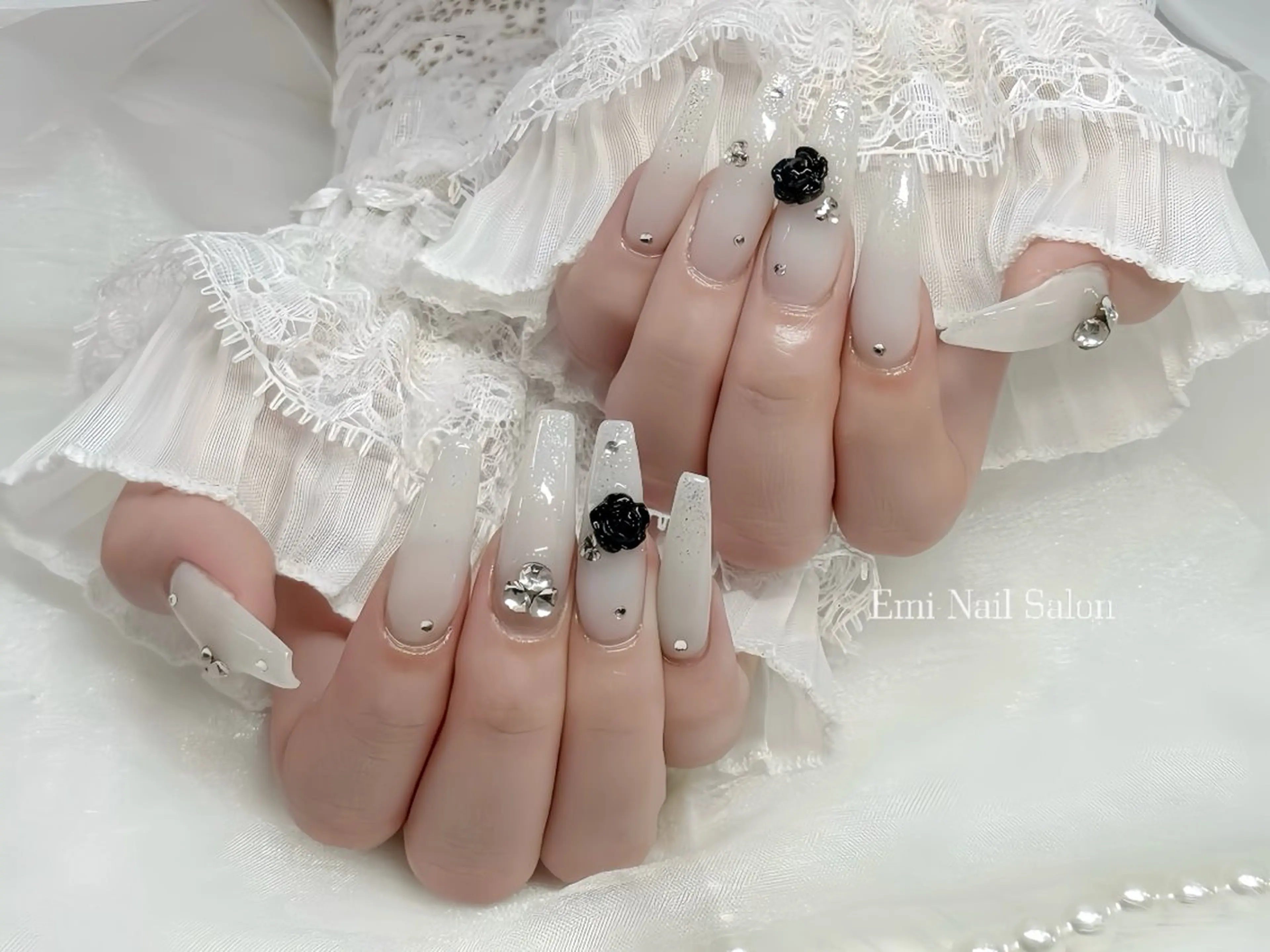 ネイル アートネイル ジェルネイル ネイルチップ Rin Nail 新大久保店のネイルデザイン