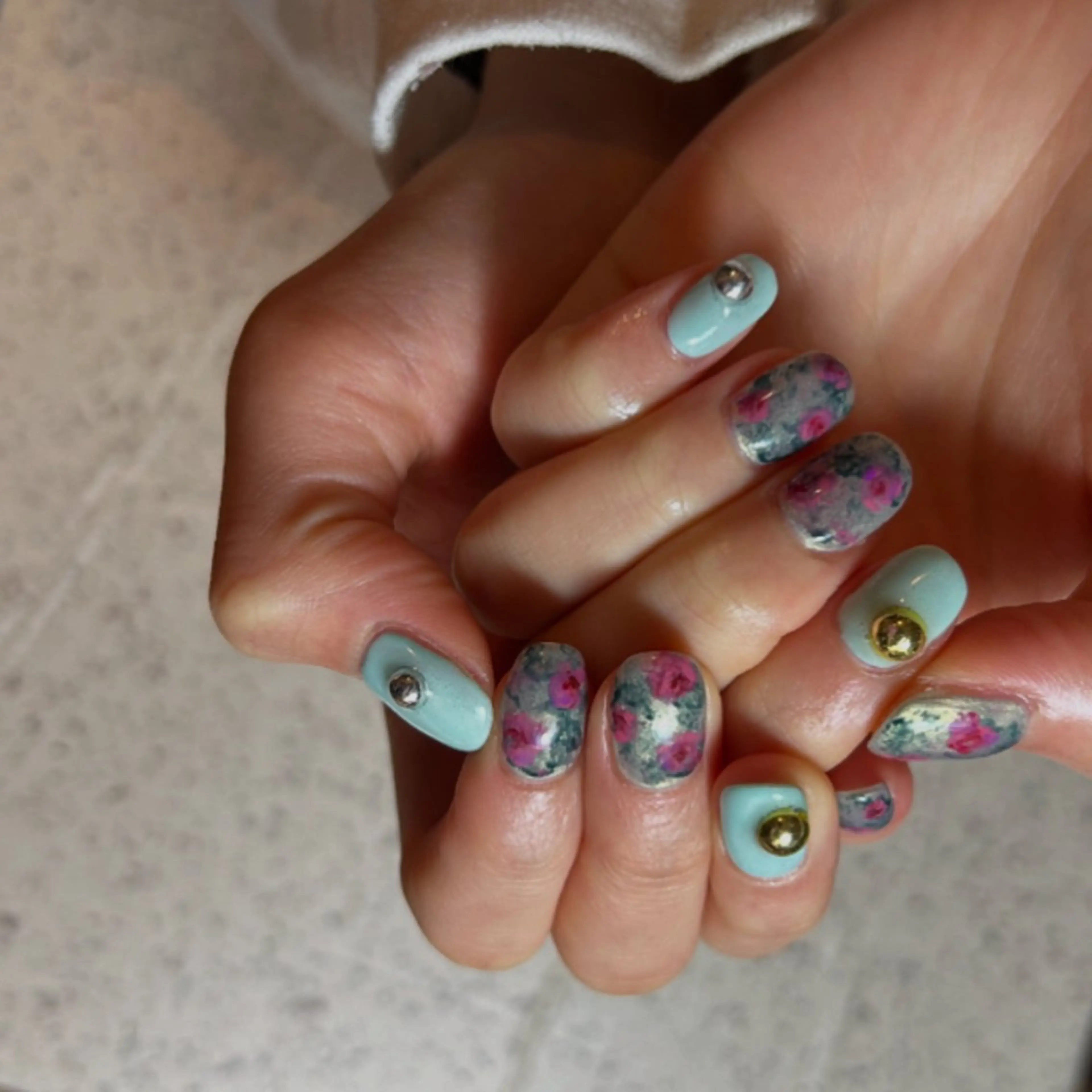 ネイル 水色 フリーランス¨̮⃝ ネイリストOKADAのネイルデザイン