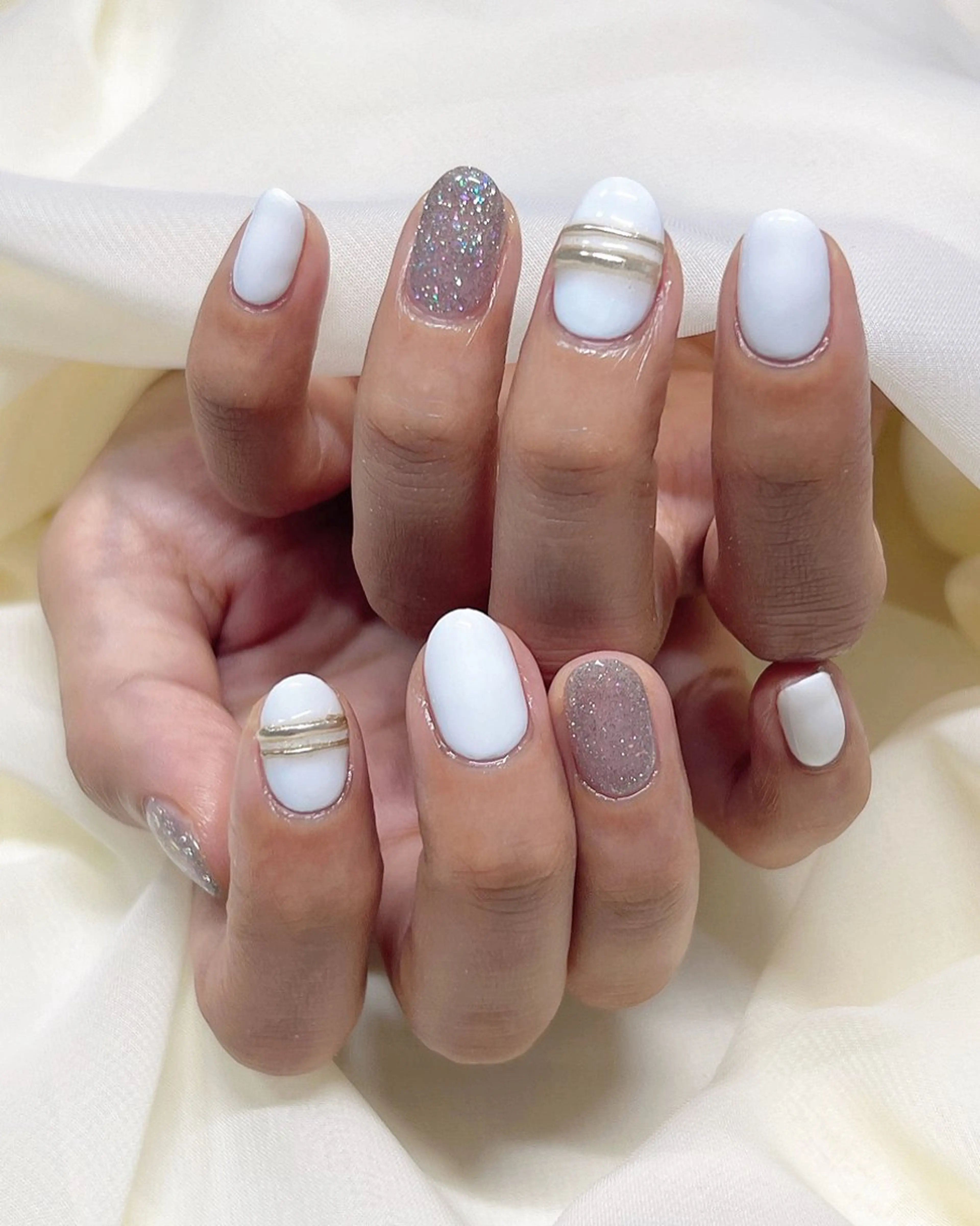 ネイル キラキラネイル ニュアンスネイル シンプルネイル nail salon MUAのネイルデザイン