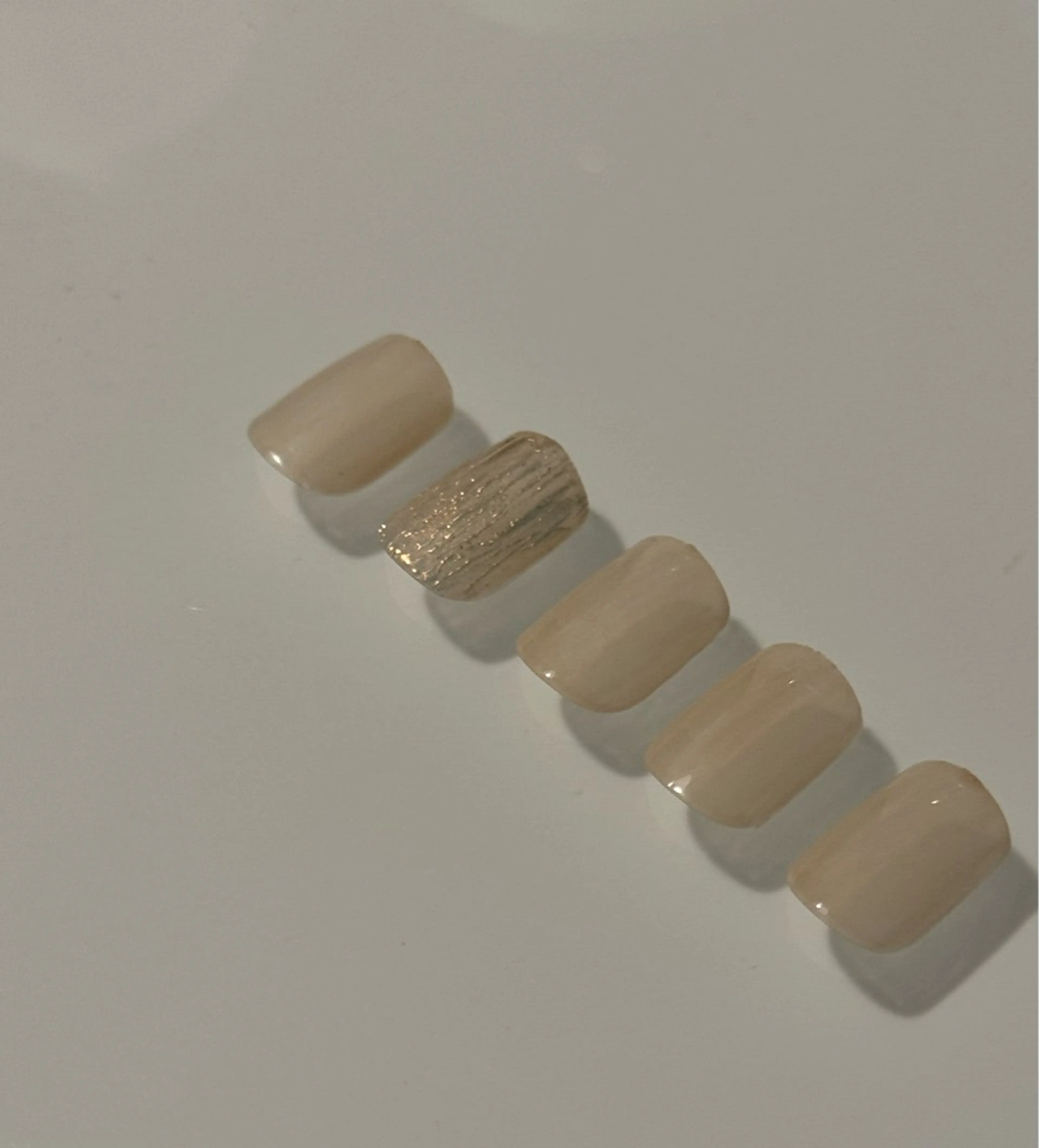 ネイル アートネイル SALON VILLAGE Kinshicho所属・Leflou錦糸町 Akoのネイルデザイン