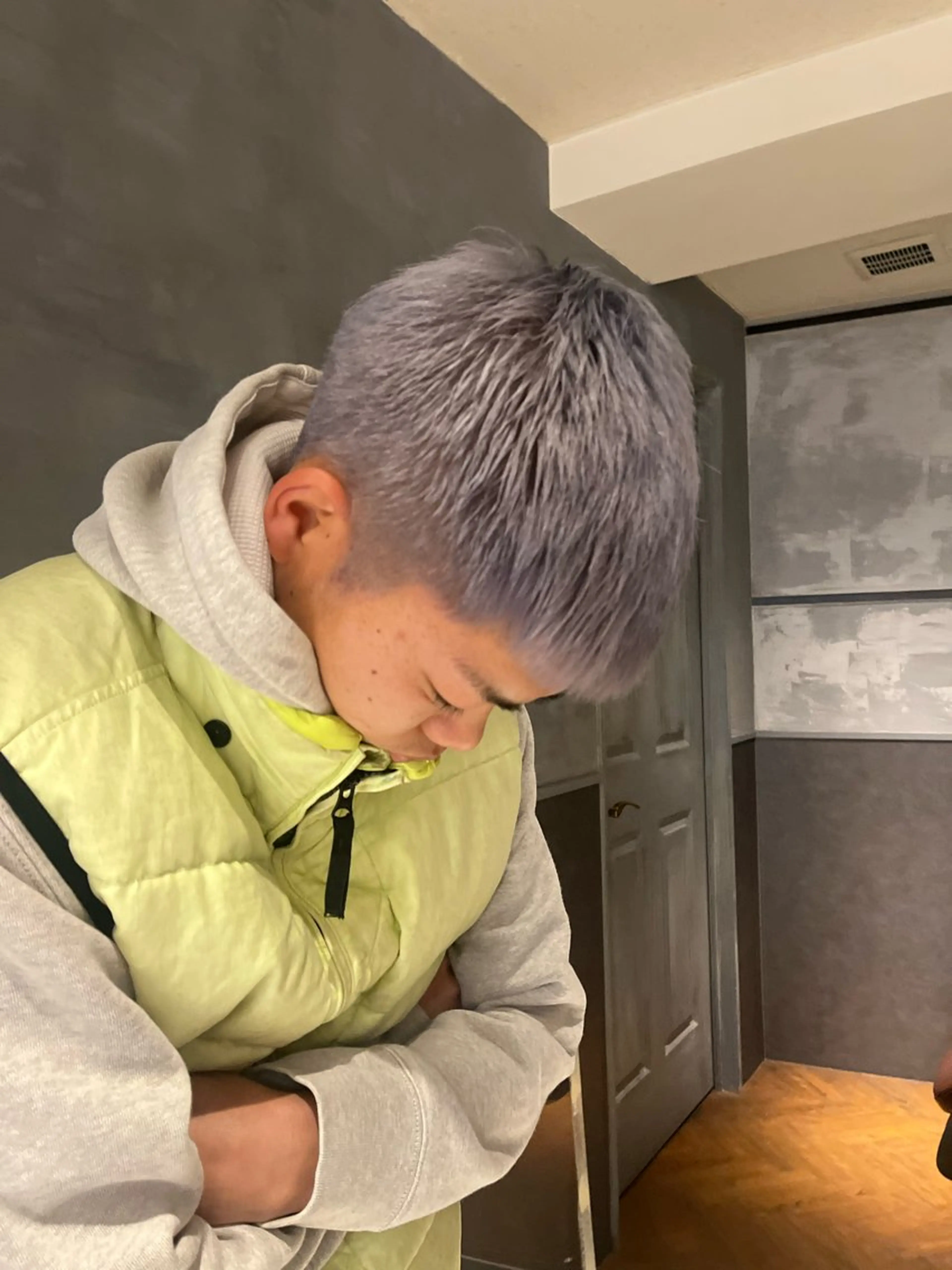 ショート カラー 田中 里奈のヘアスタイル