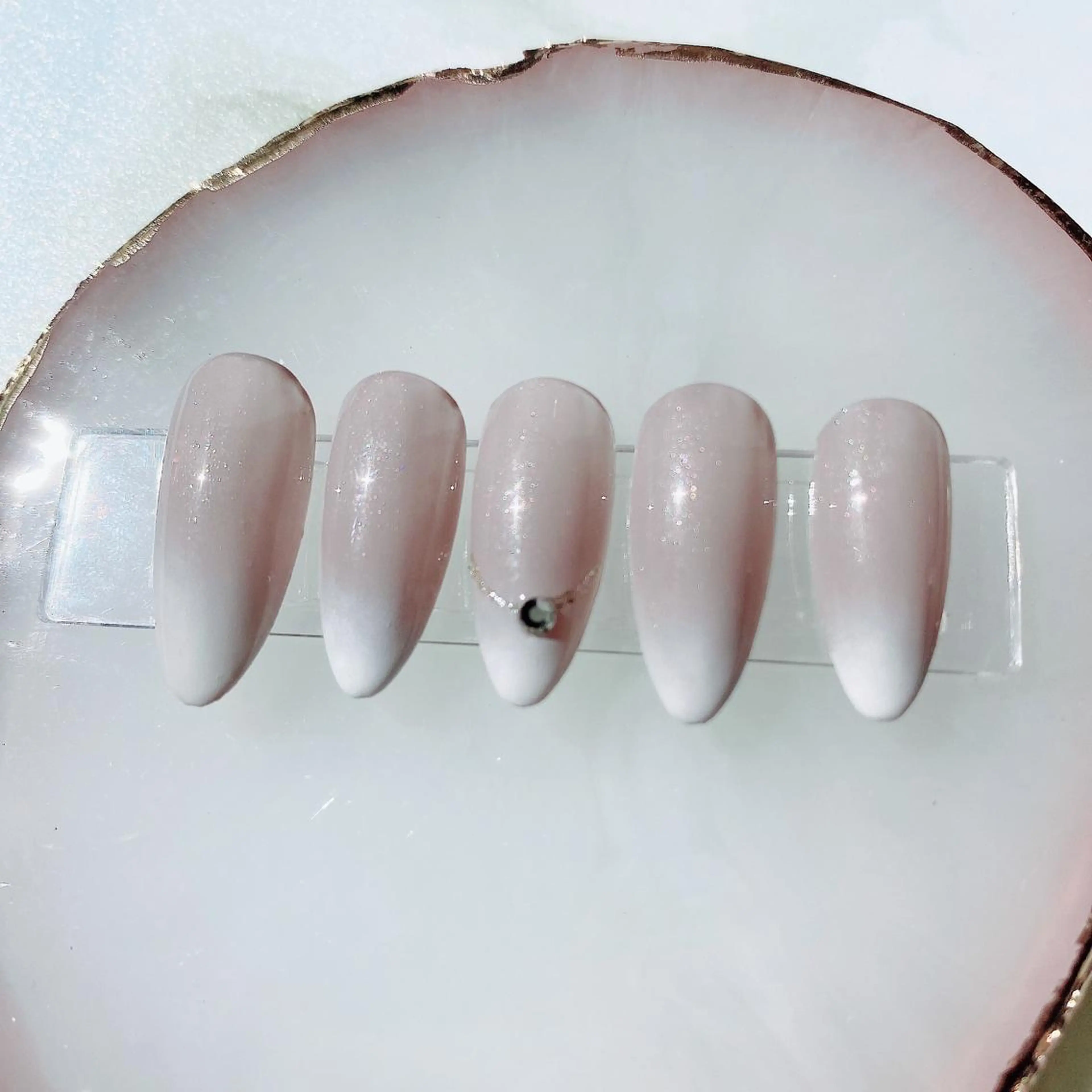 ネイル アートネイル グラデーション Cleo クレオのネイルデザイン