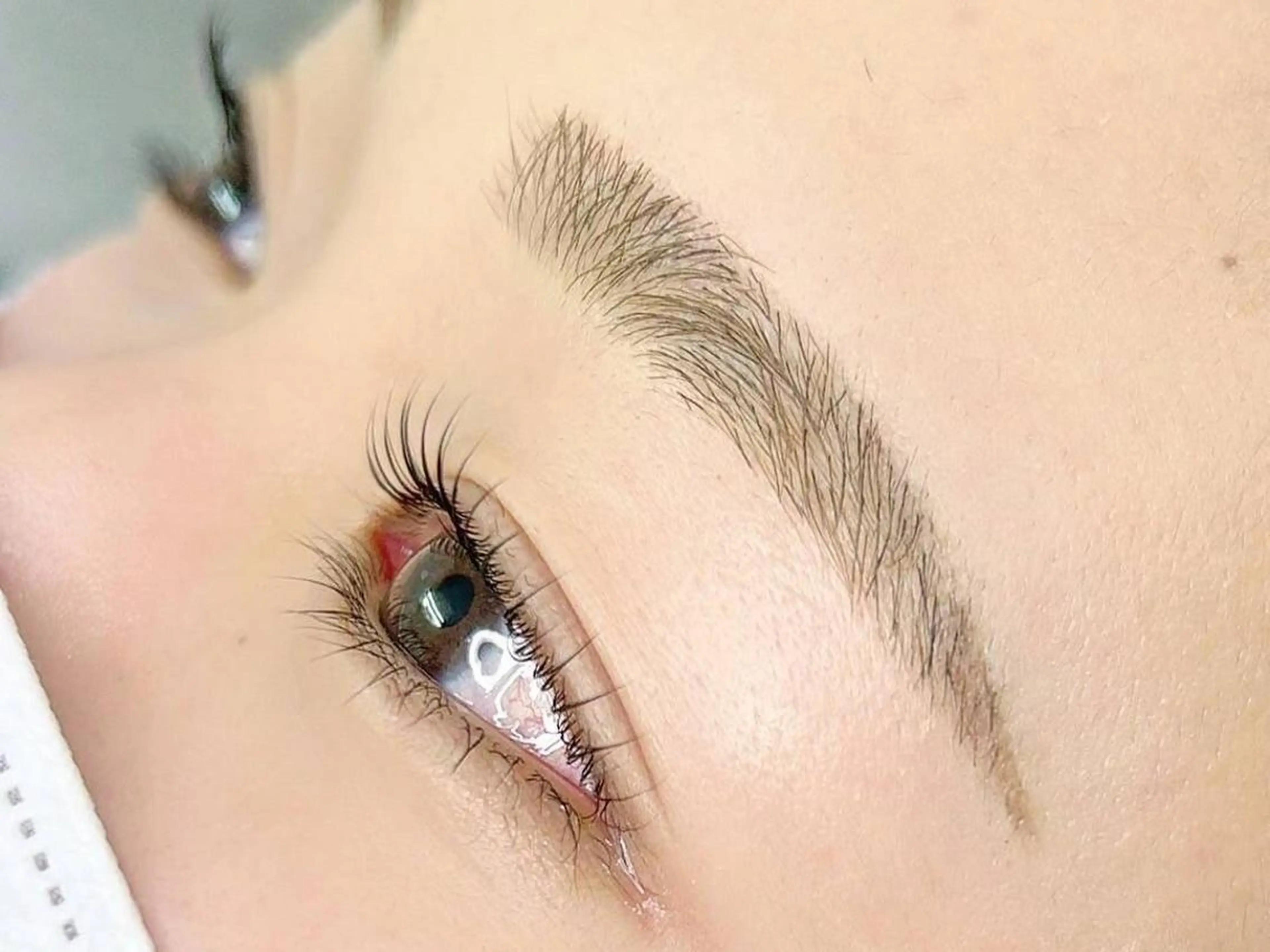 アイブロウ eyelist makiのマツエク・マツパデザイン