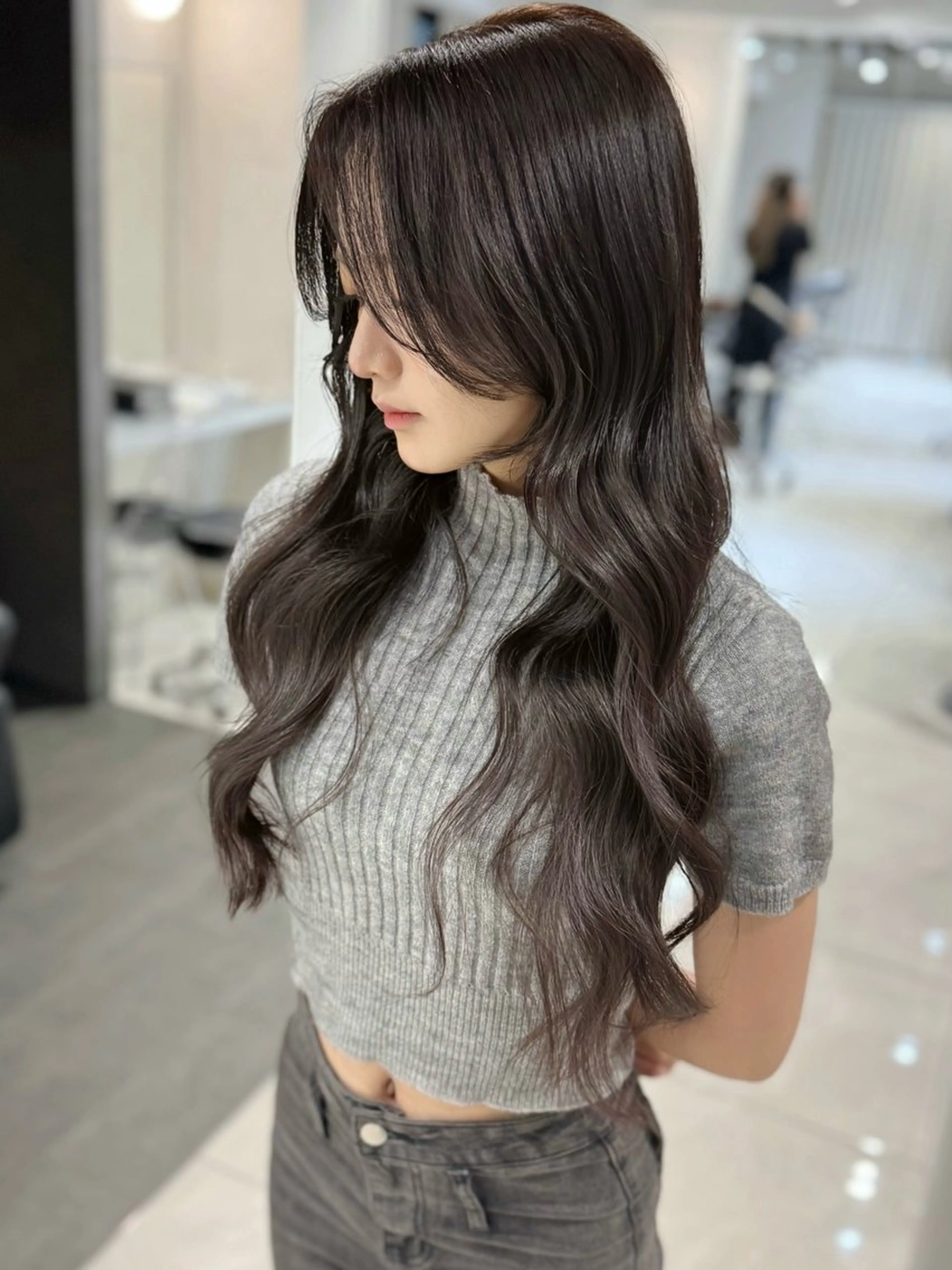 ロング カラー カット ヘアカラー トリートメント 韓国風ハッシュカット 似合わせレイヤー池袋のヘアスタイル