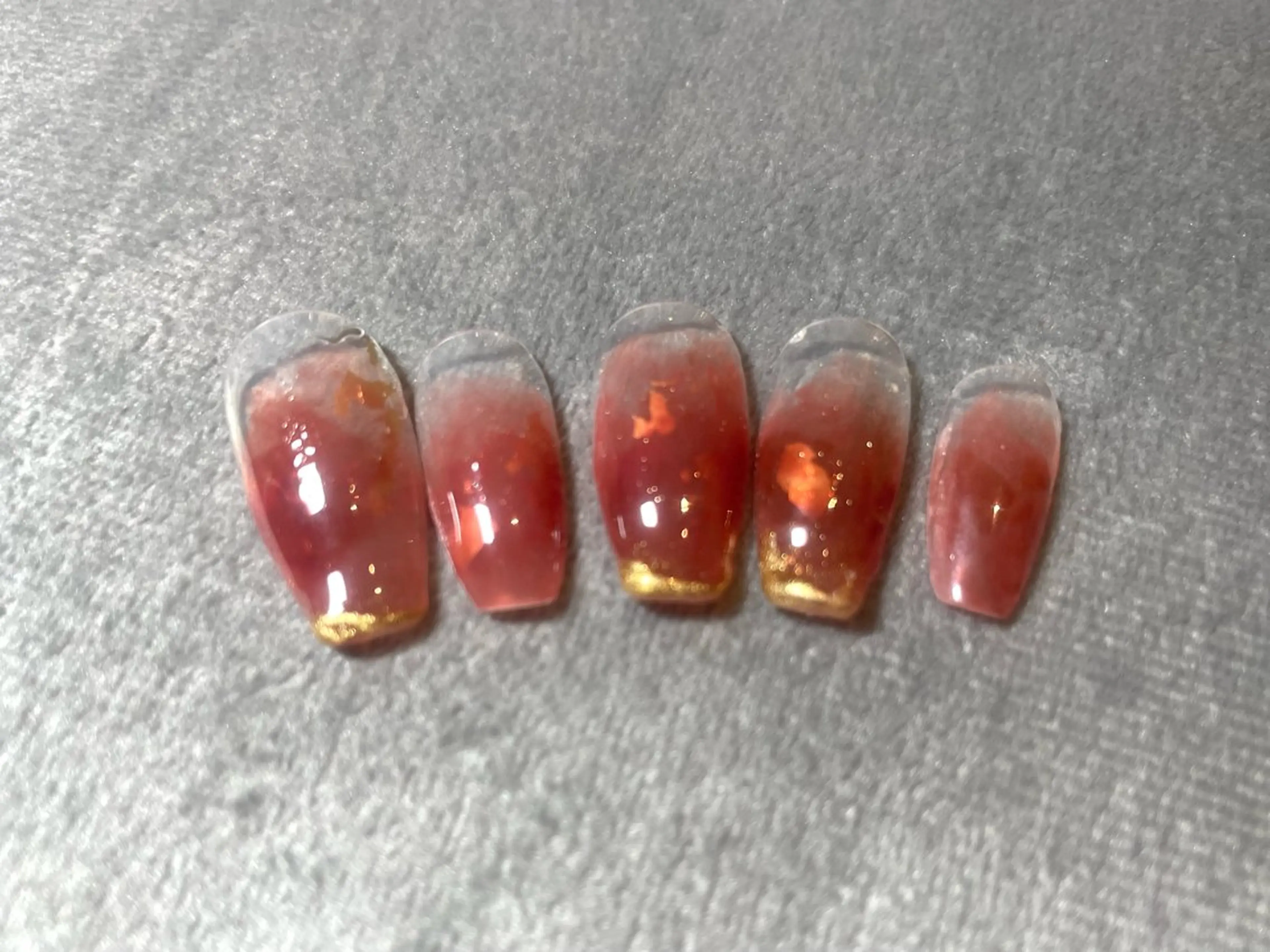 ニュアンスネイル🍂ホイル　ミラー🪞ネイルの写真