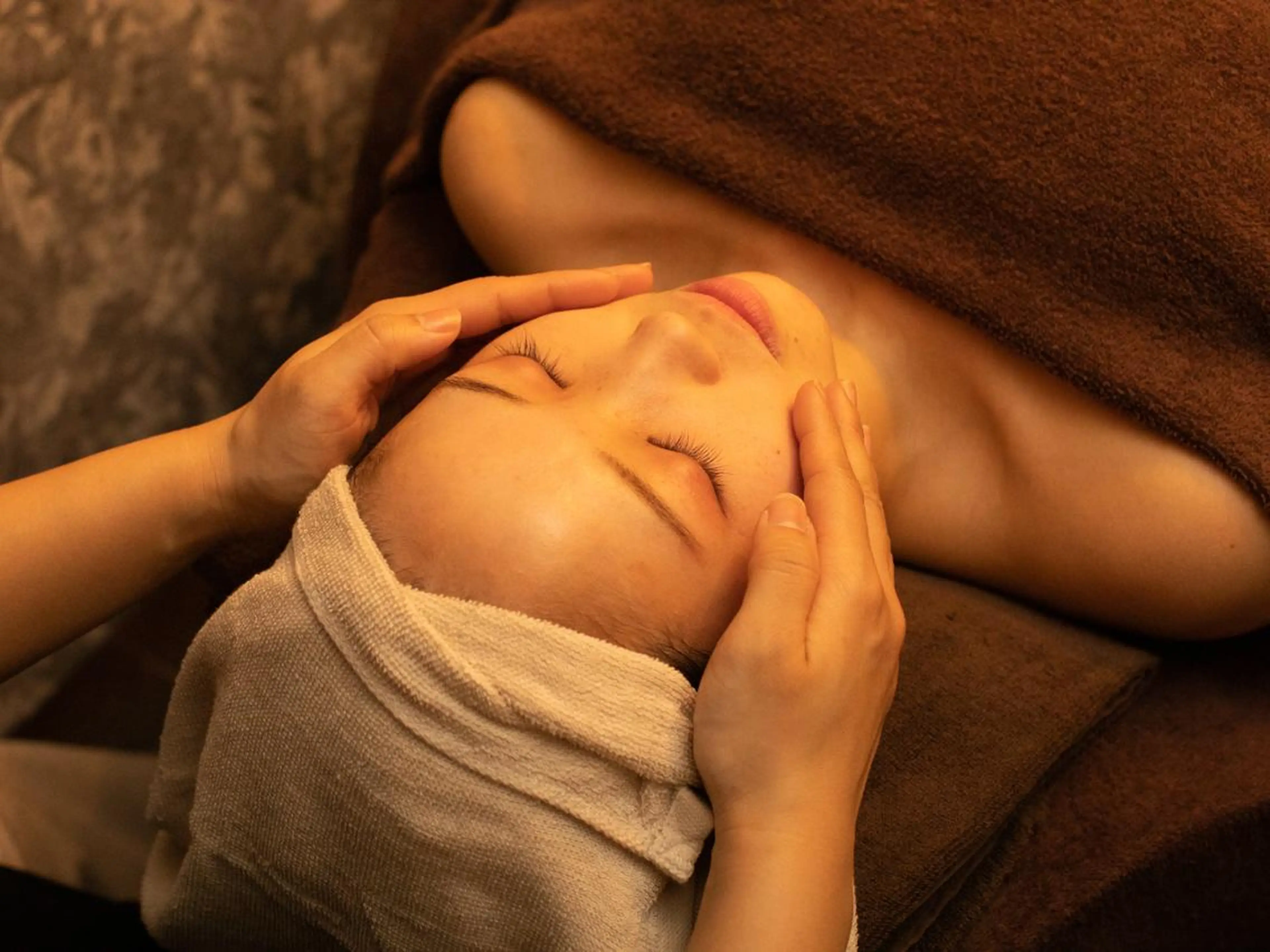 【むくみ卒業✿】小顔フェイシャル🫧たるみ/くすみ/リフトケア/オールハンドで血行促進👐スッキリ軽いフェイスライン◝✩の写真